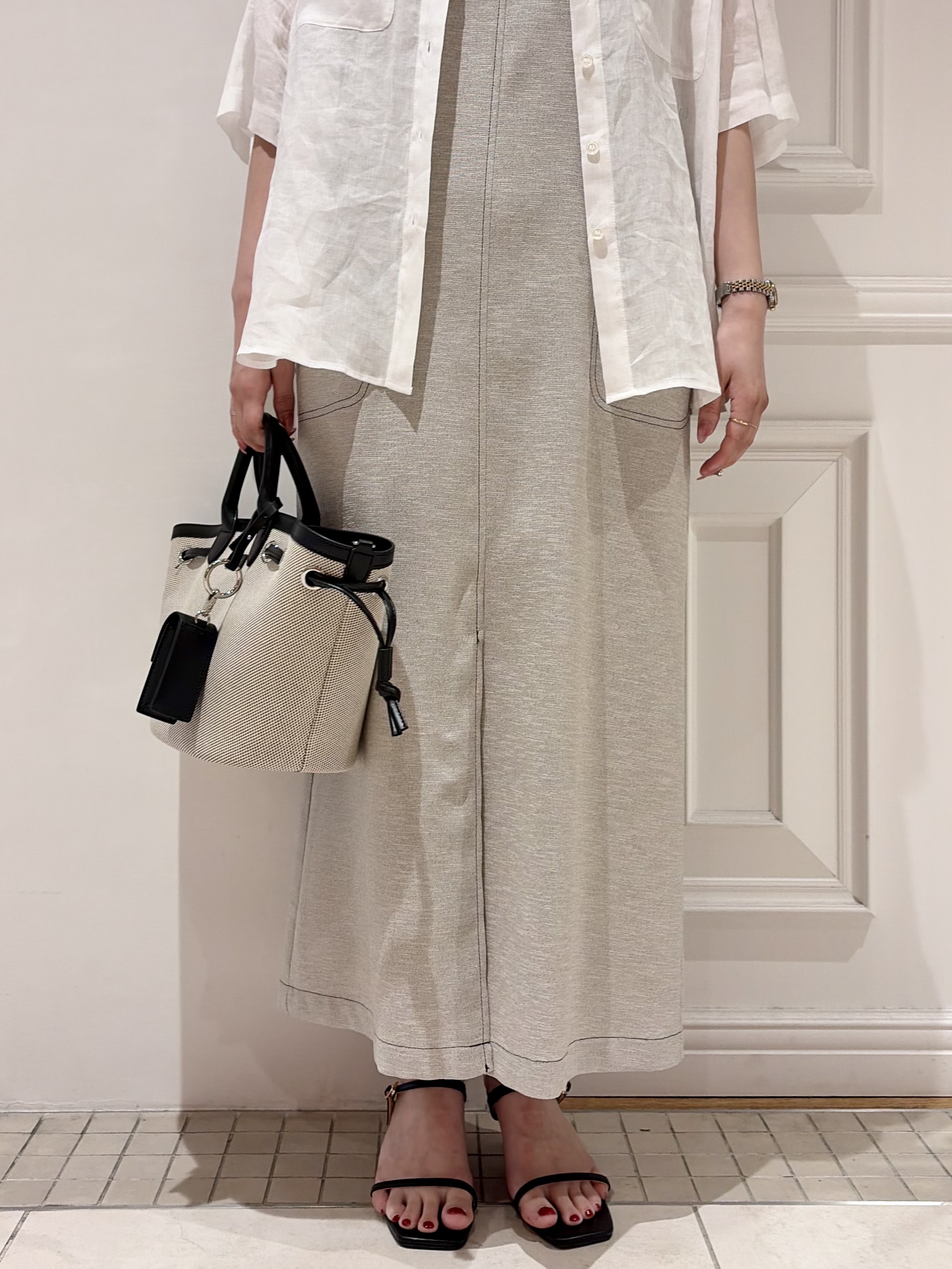 minowaさんの「DRESSTERIOR｜ピュアラミー シャツ」を使ったコーディネート