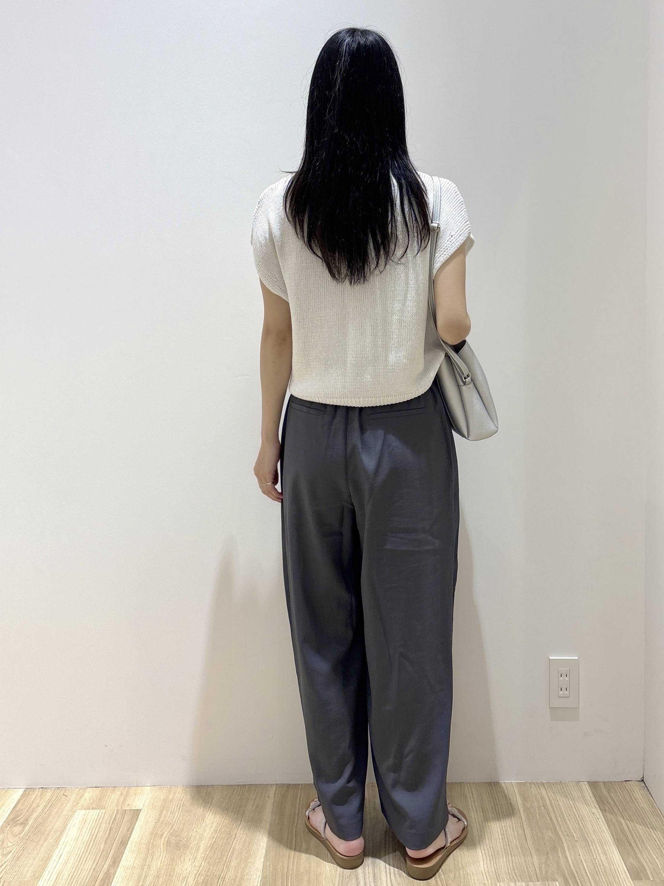 sachikoさんの「OPAQUE.CLIP｜ラメメッシュ フレンチスリーブニット【洗濯機OK】」を使ったコーディネート
