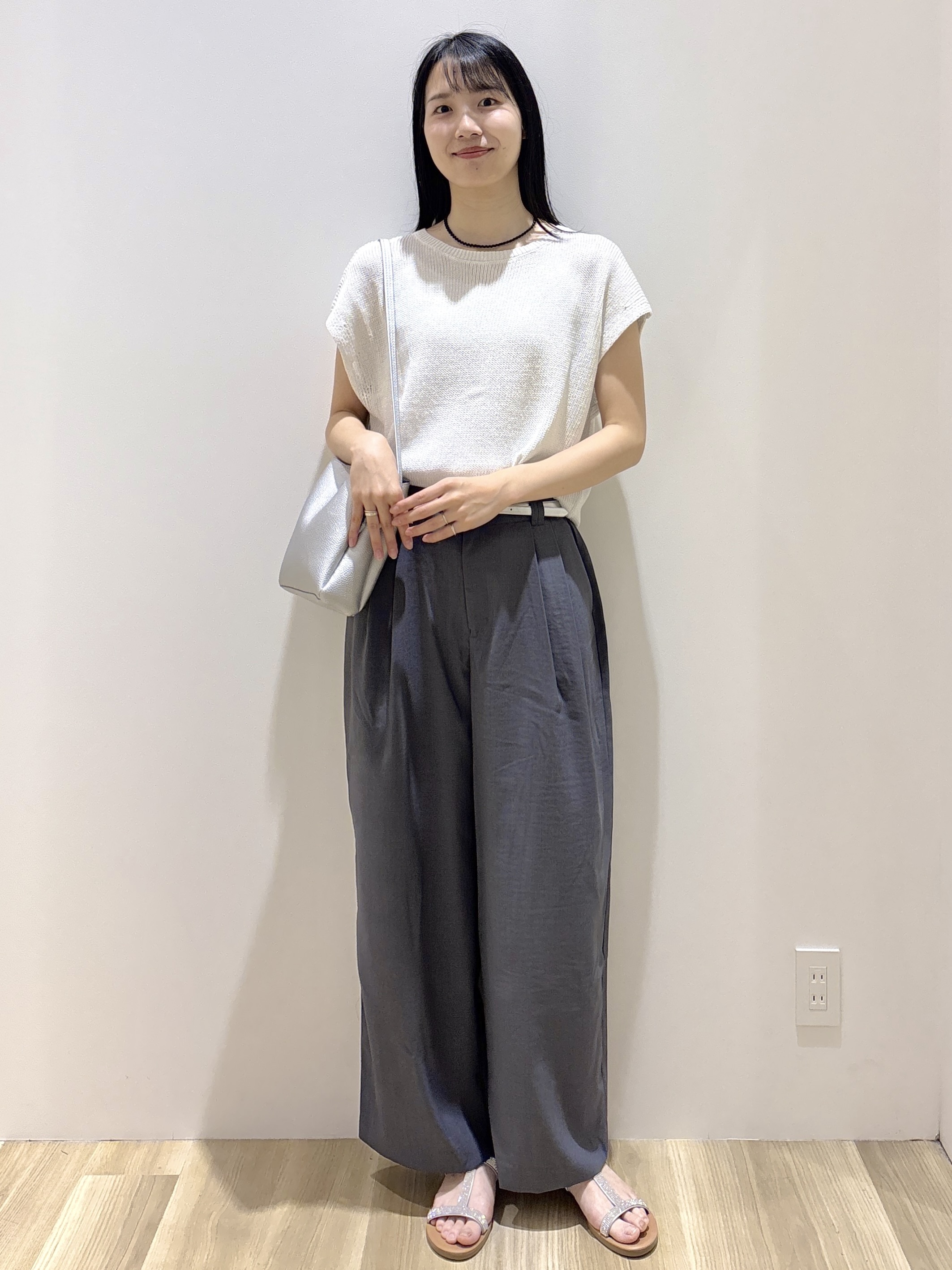sachikoさんの「OPAQUE.CLIP｜ラメメッシュ フレンチスリーブニット【洗濯機OK】」を使ったコーディネート