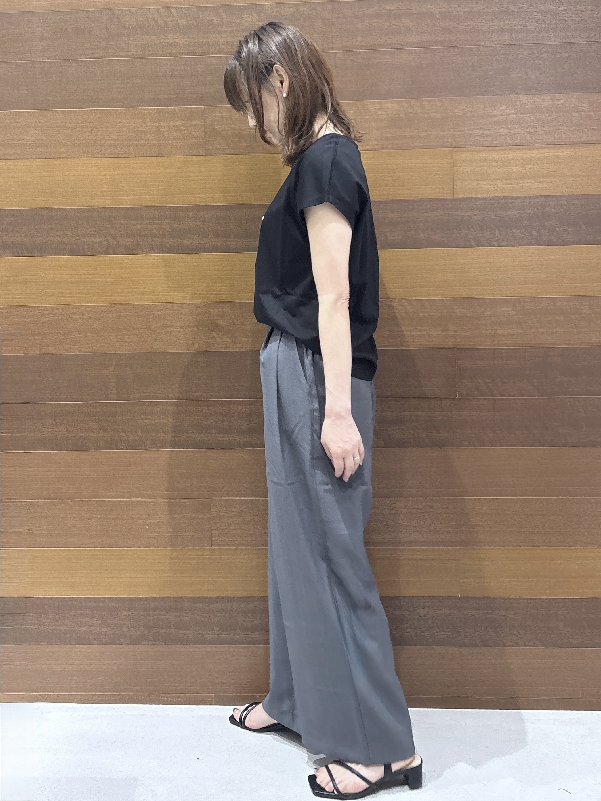 juunさんの「OPAQUE.CLIP｜フレンチスリーブカットソー【洗濯機OK】」を使ったコーディネート