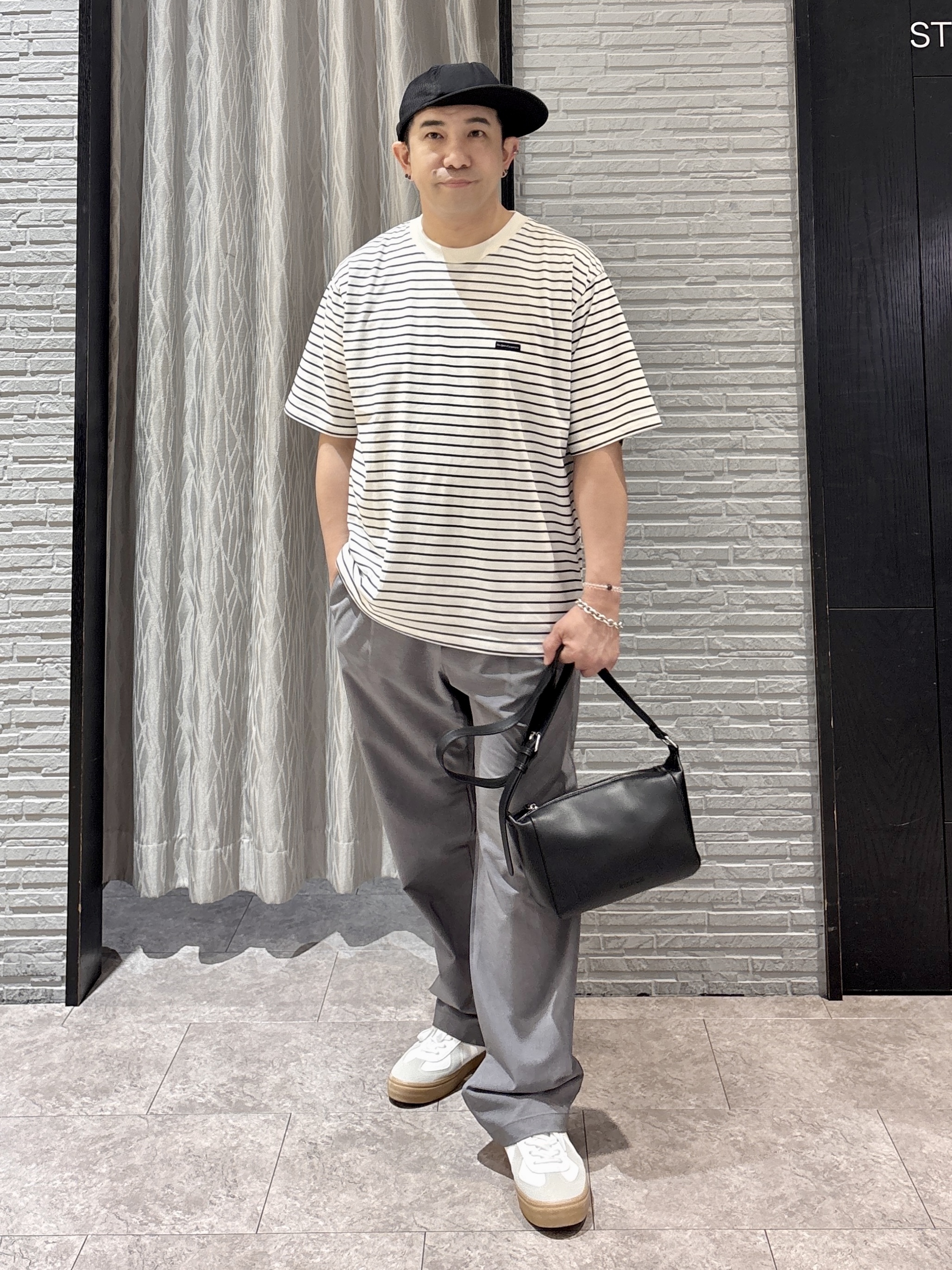 Pーyamaさんの「THE SHOP TK｜ワンポイント刺繍 半袖Tシャツ 洗濯機OK」を使ったコーディネート