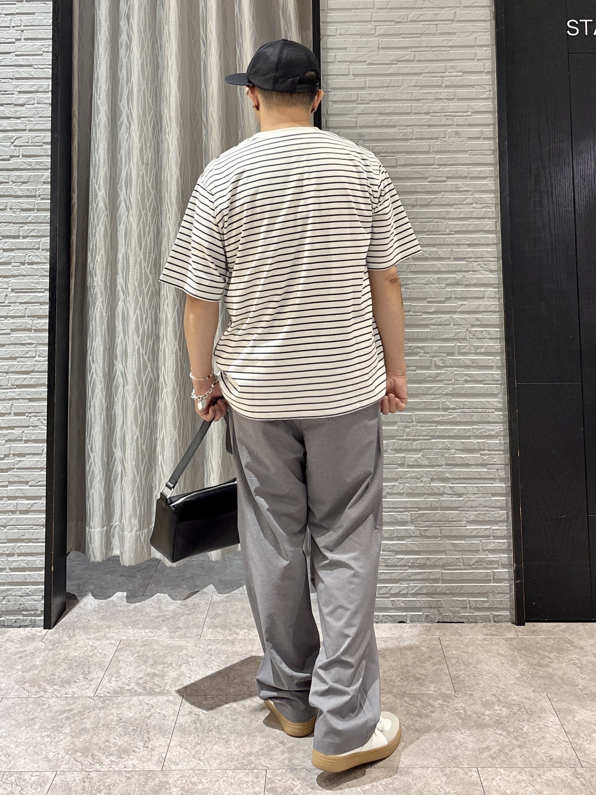 Pーyamaさんの「THE SHOP TK｜ワンポイント刺繍 半袖Tシャツ 洗濯機OK」を使ったコーディネート