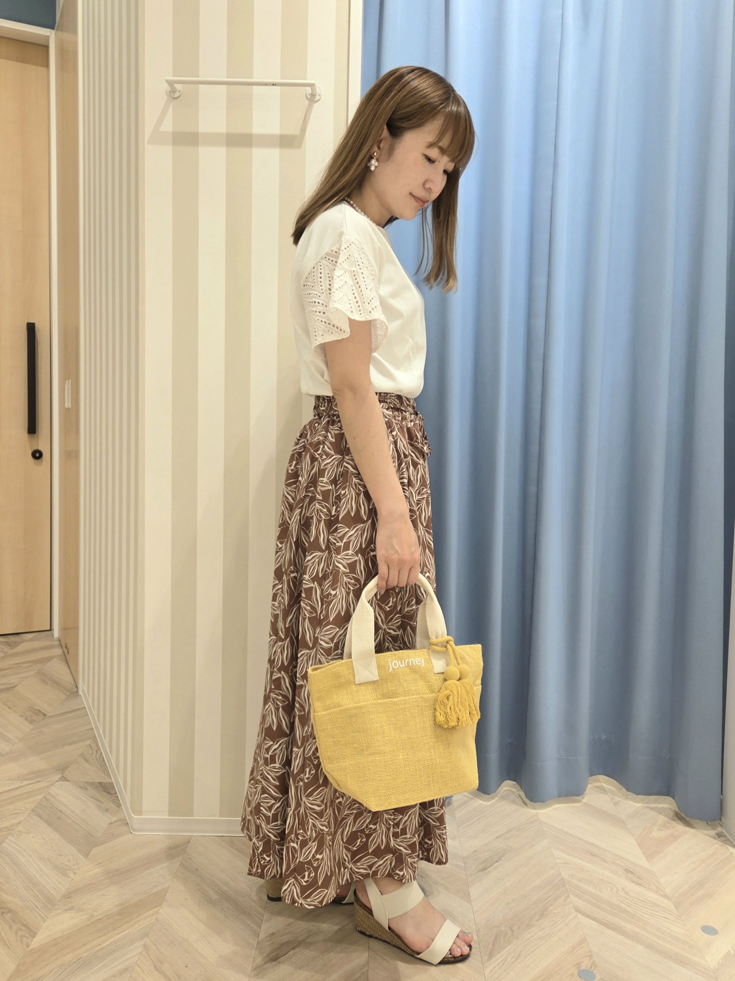 Ikumiさんの「SHOO･LA･RUE｜【汗じみ防止/ひんやり/S-LL】レースが華やか お袖フレアTシャツ」を使ったコーディネート