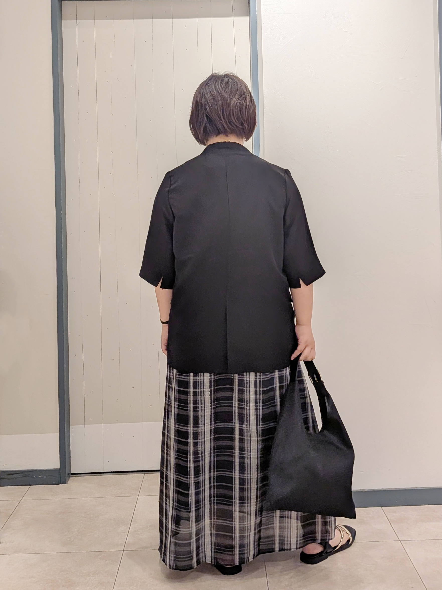 yukikaさんの「grove｜【洗濯機OK/ひんやり】軽く羽織れるハーフスリーブジャケット」を使ったコーディネート