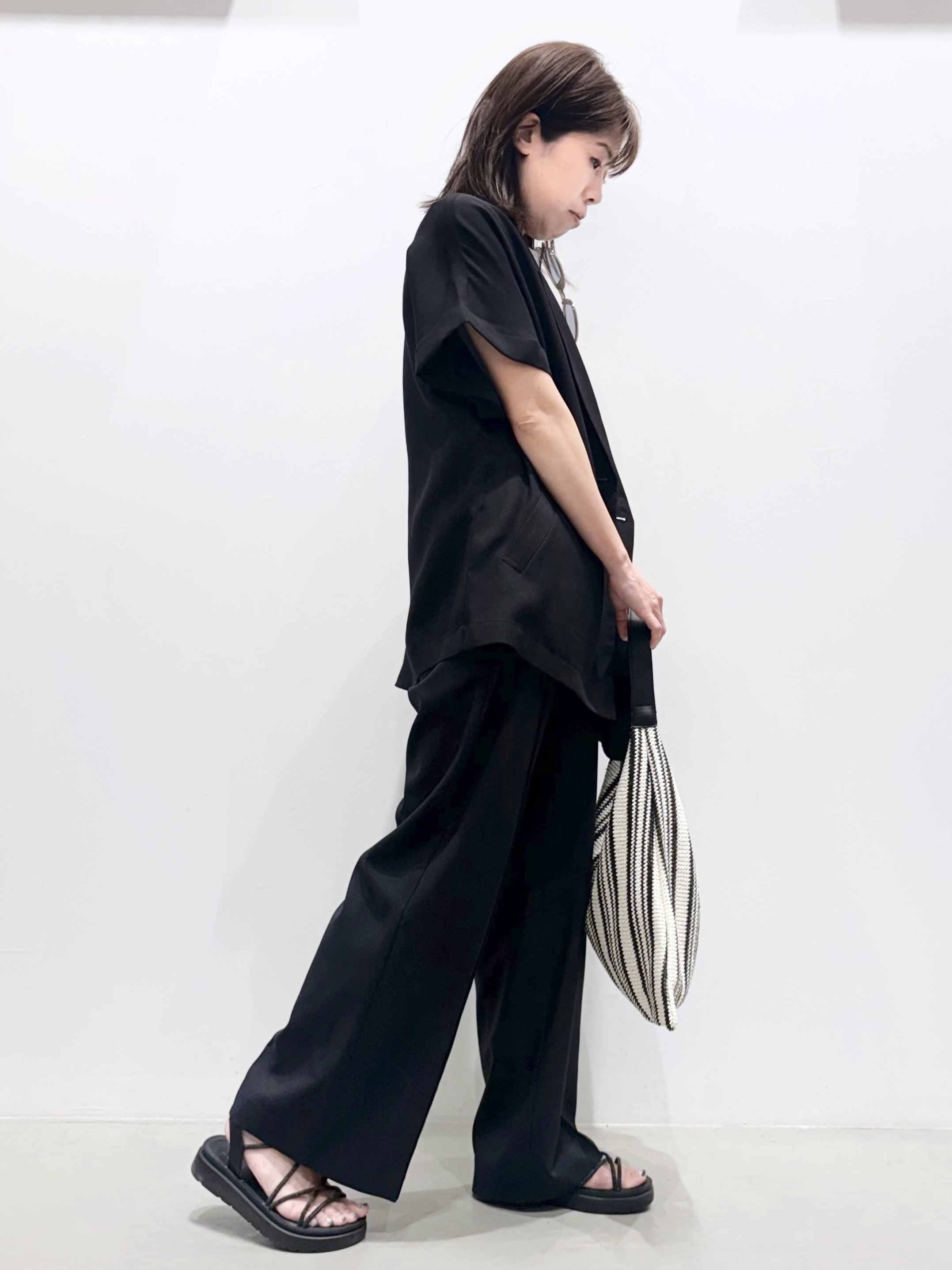 ＷＡさんの「grove｜【洗濯機OK・ひんやり/SETUP可】シワになりにくいハーフスリーブジャケット」を使ったコーディネート