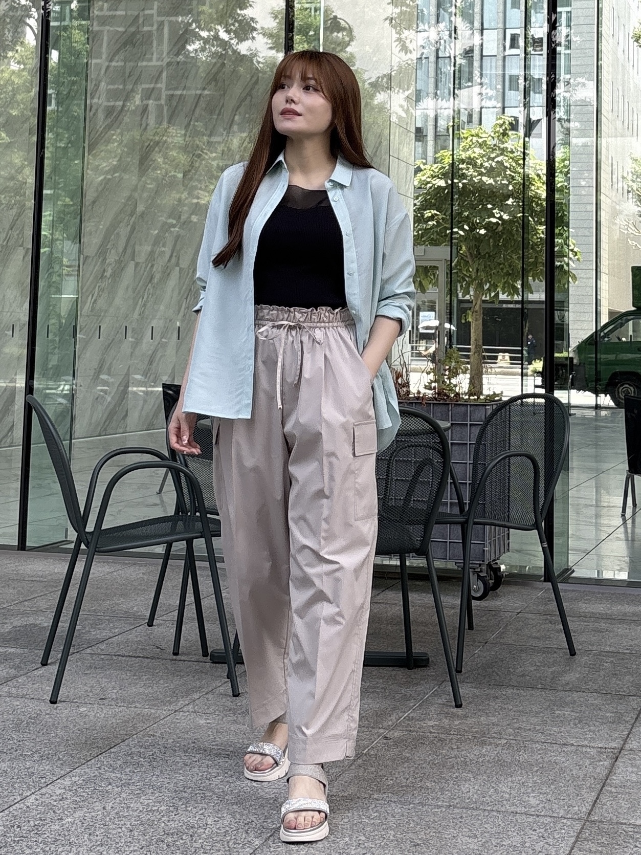 sayaさんの「grove｜【洗濯機OK・ひんやり】朝晩の気温差に◎軽やかシアーシャツ」を使ったコーディネート