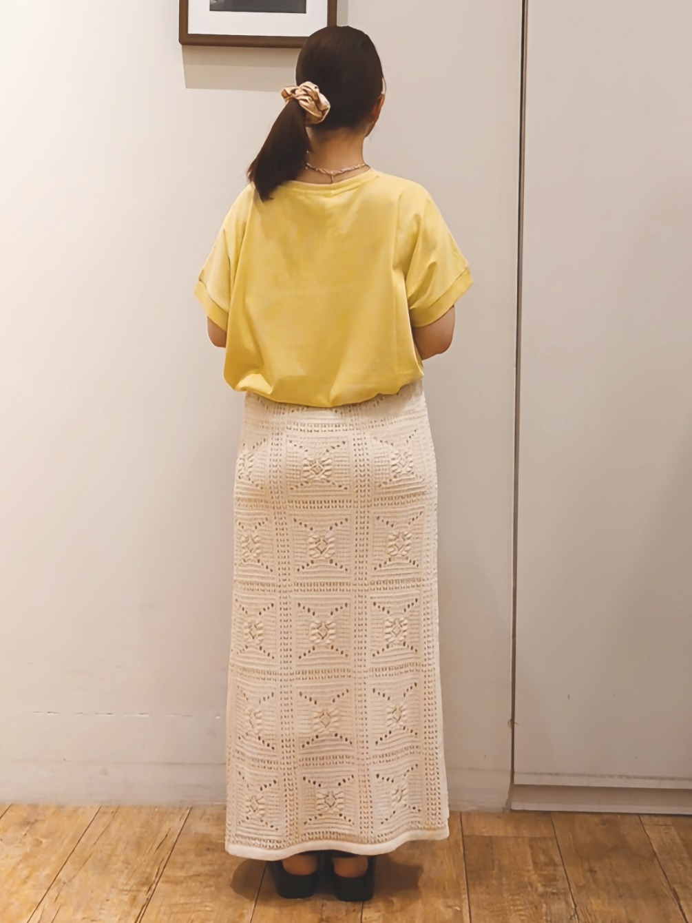 Riranさんの「SHOO･LA･RUE｜【汗じみ防止/ひんやり/S-LL】インせず着られる 刺繍ロゴTシャツ」を使ったコーディネート