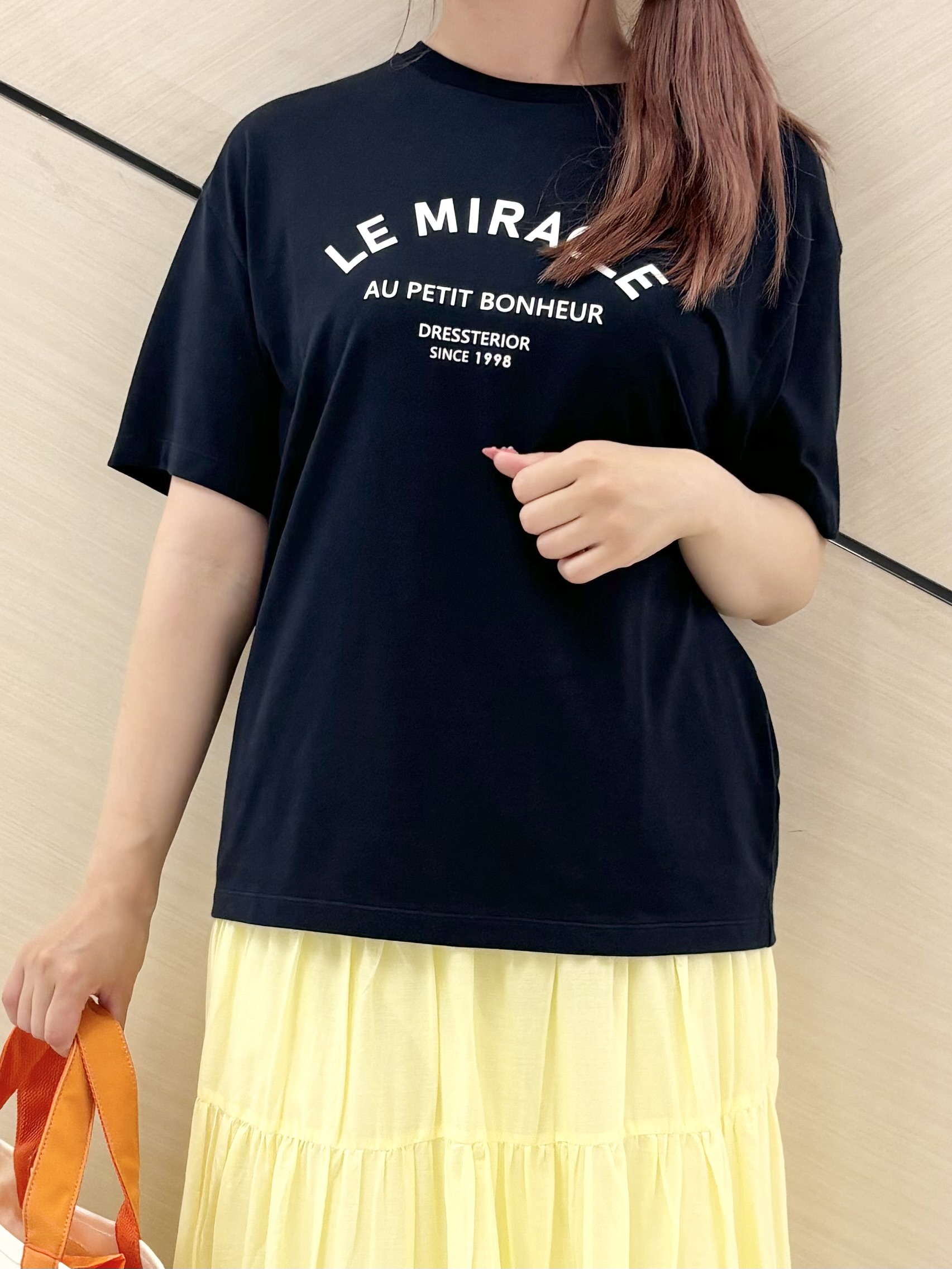 Rinaさんの「DRESSTERIOR｜ル ミラクルロゴT」を使ったコーディネート