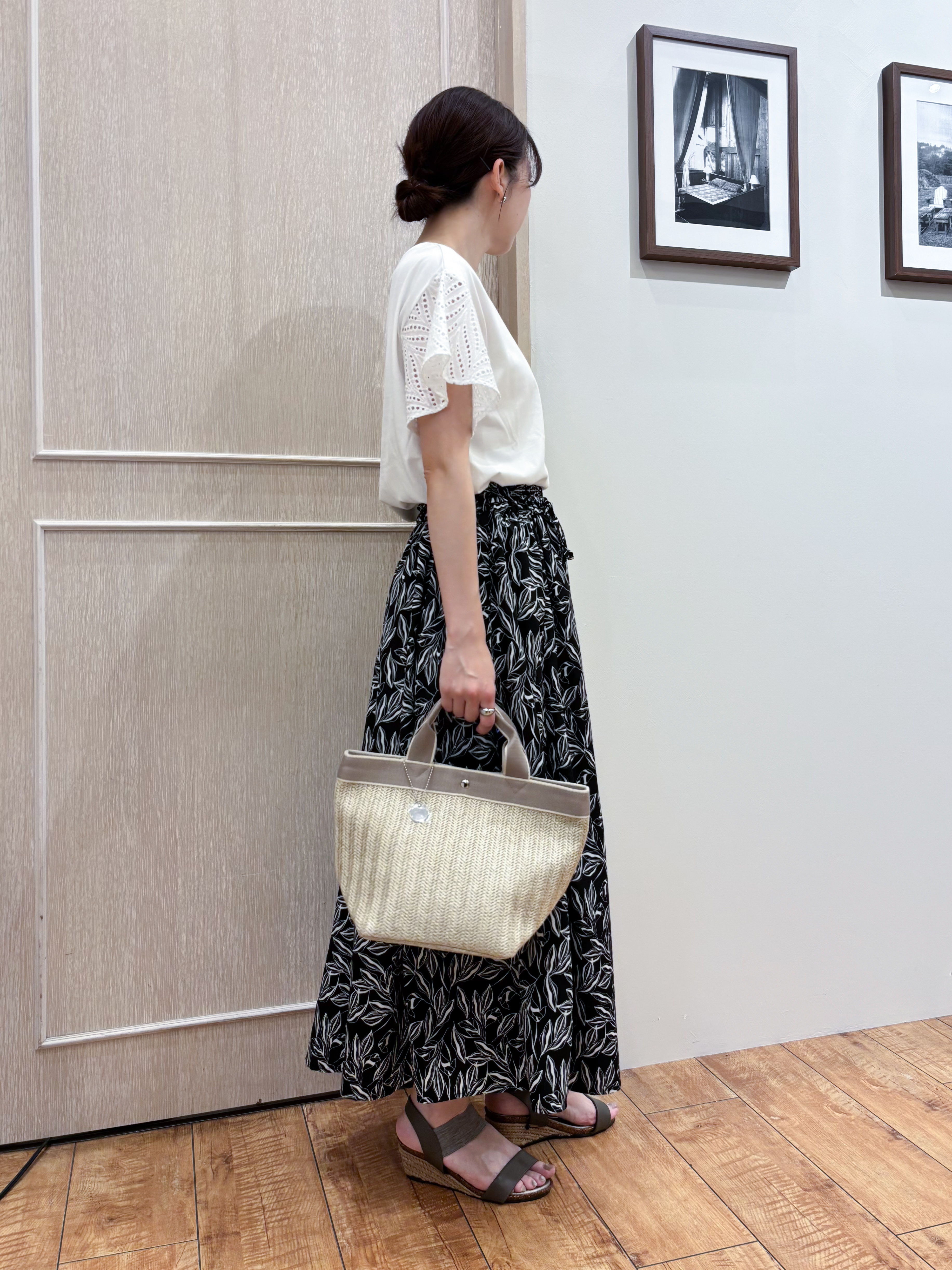 なみさんの「SHOO･LA･RUE｜【汗じみ防止/ひんやり/S-LL】レースが華やか お袖フレアTシャツ」を使ったコーディネート