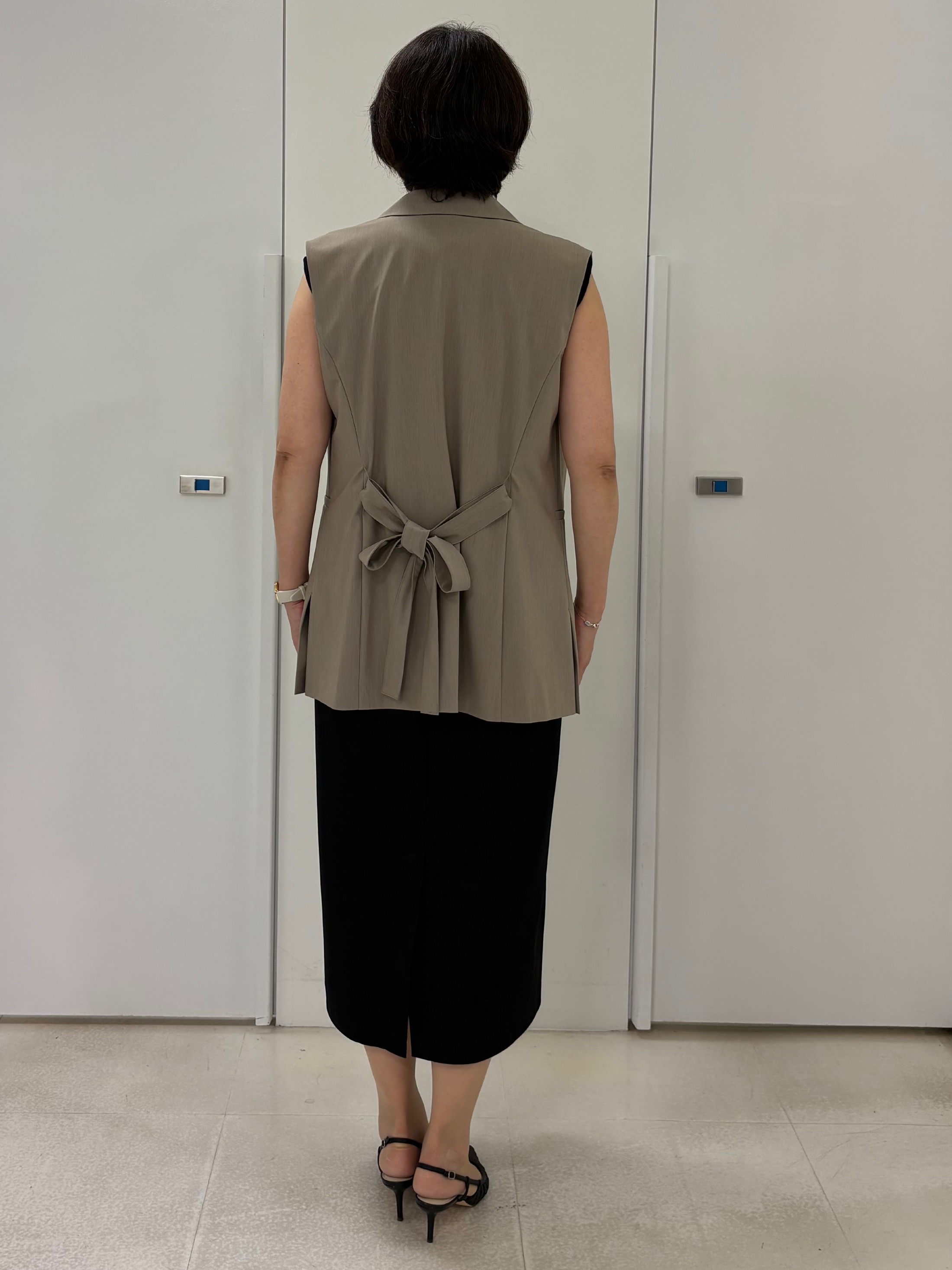 hIさんの「COUP DE CHANCE｜【手洗い可／セットアップ可】ノースリーブロングワンピース」を使ったコーディネート