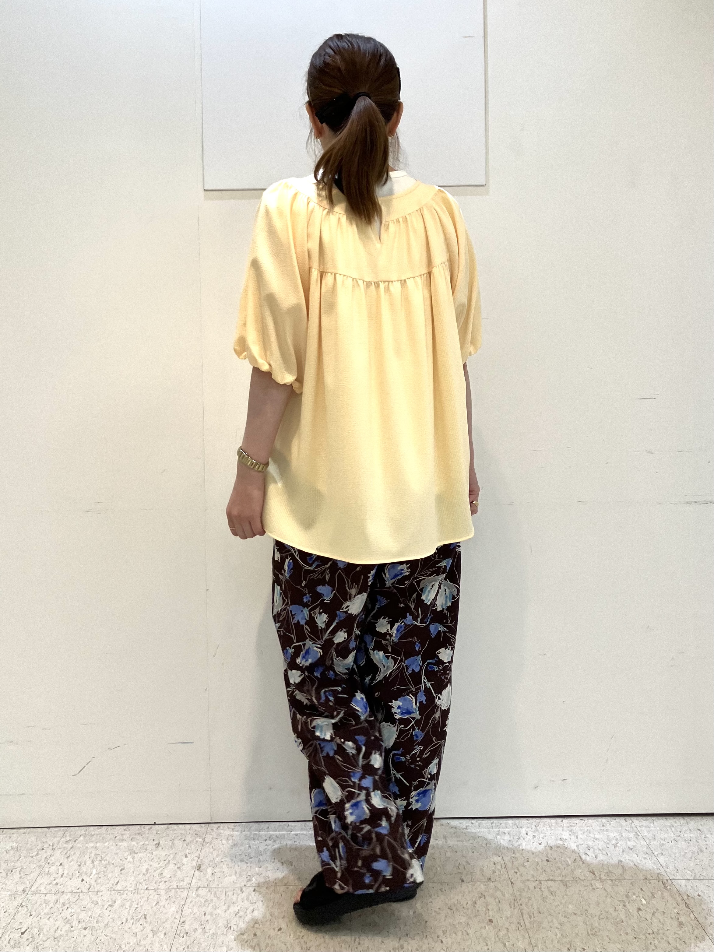 kozuさんの「Reflect｜ギャザーデザインブラウス」を使ったコーディネート
