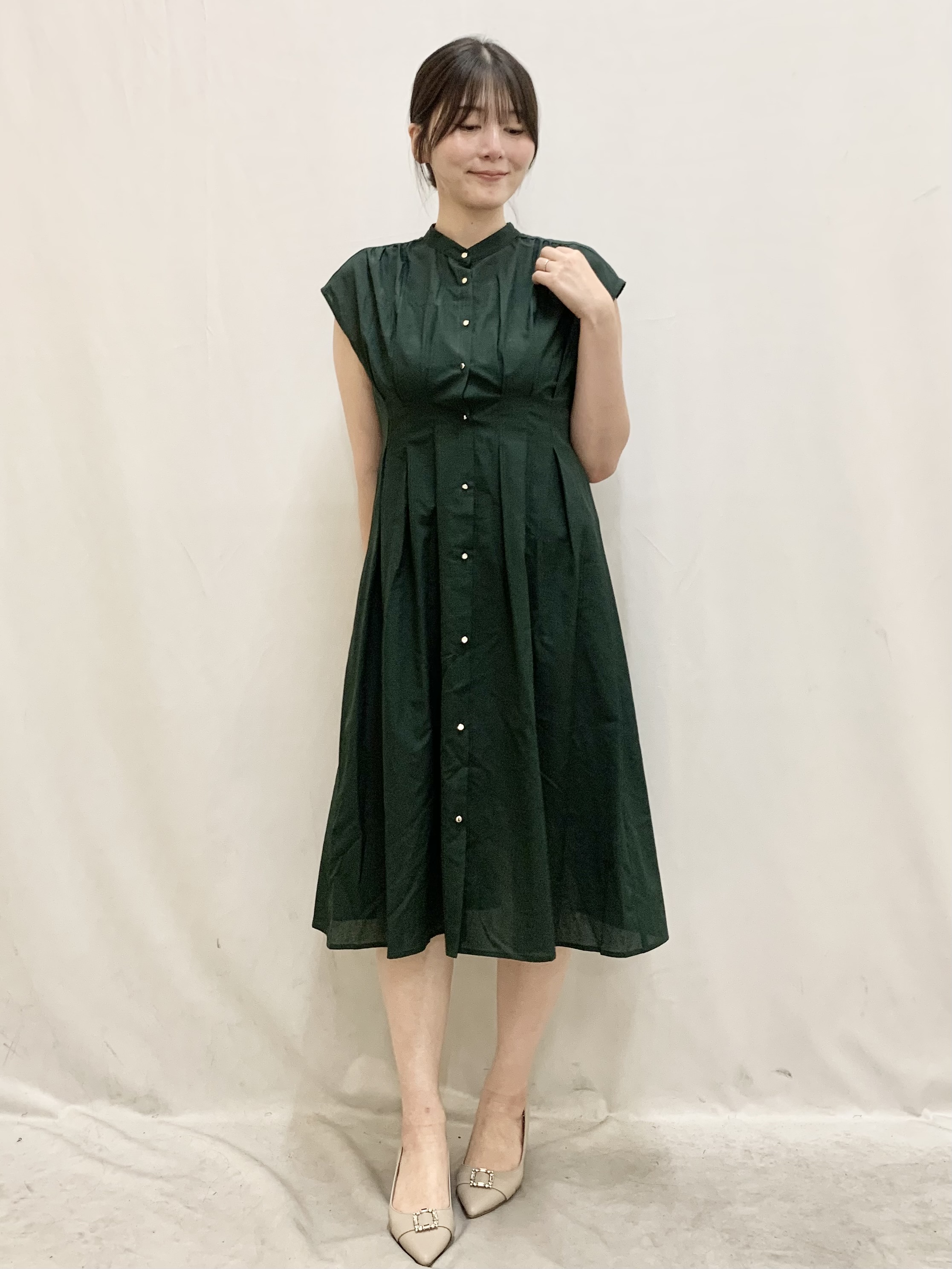kasumiさんの「index｜【防シワ】バンドカラータックシャツワンピース《洗濯機OK／イージーアイロン》」を使ったコーディネート
