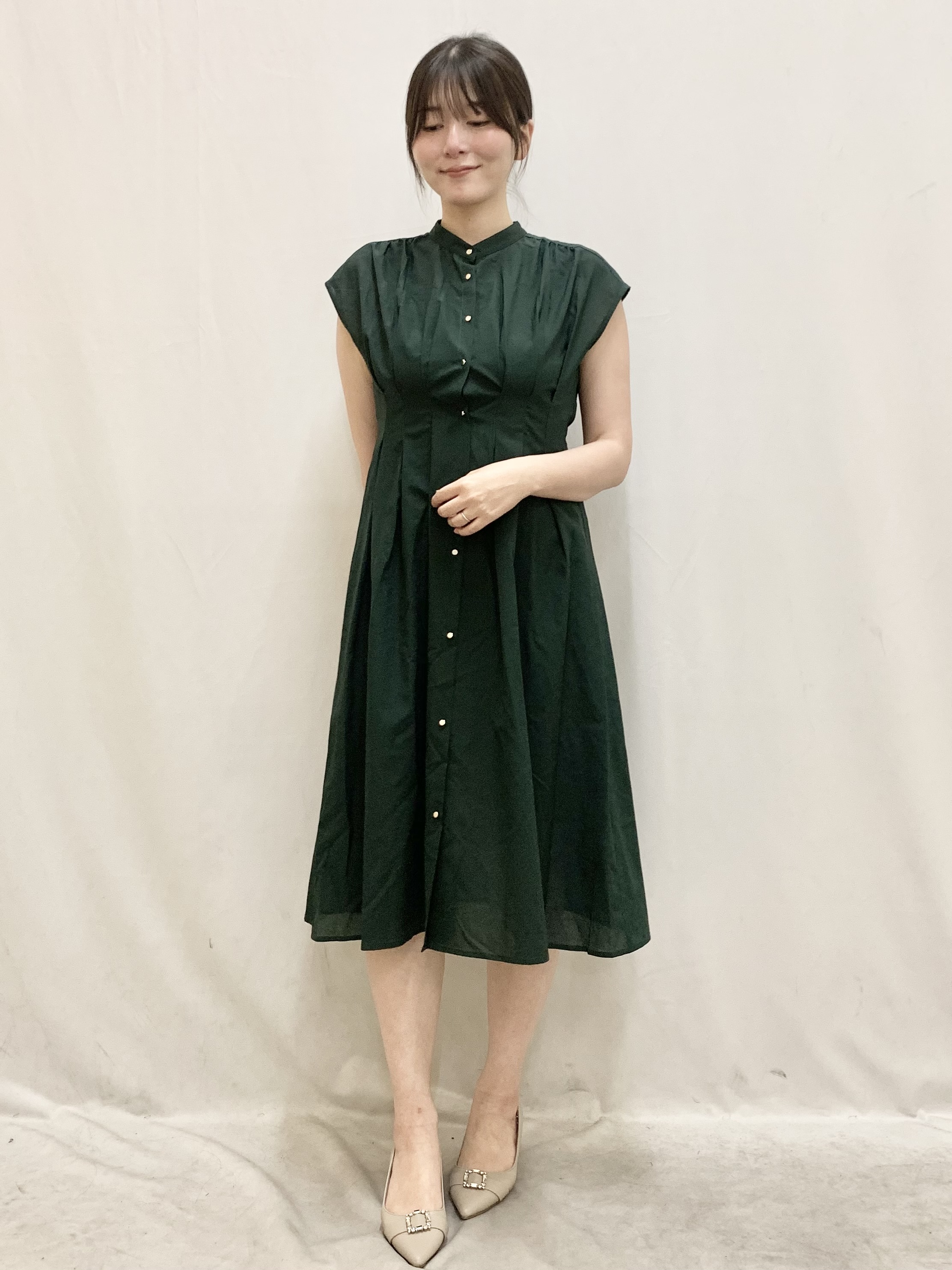 kasumiさんの「index｜【防シワ】バンドカラータックシャツワンピース《洗濯機OK／イージーアイロン》」を使ったコーディネート