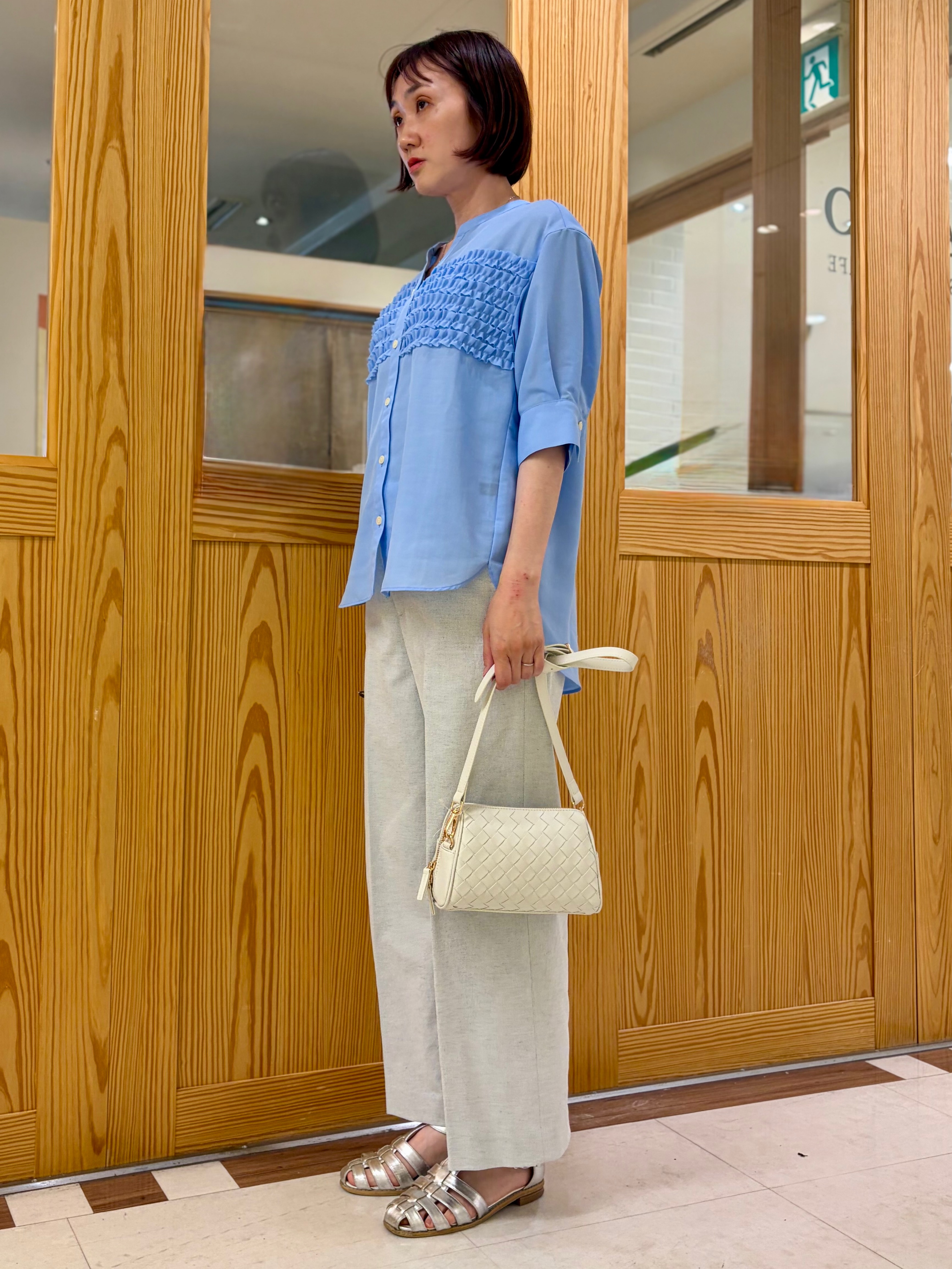 ゆうさんの「UNTITLED｜【接触冷感/通気性/洗える】フロントフリルブラウス」を使ったコーディネート