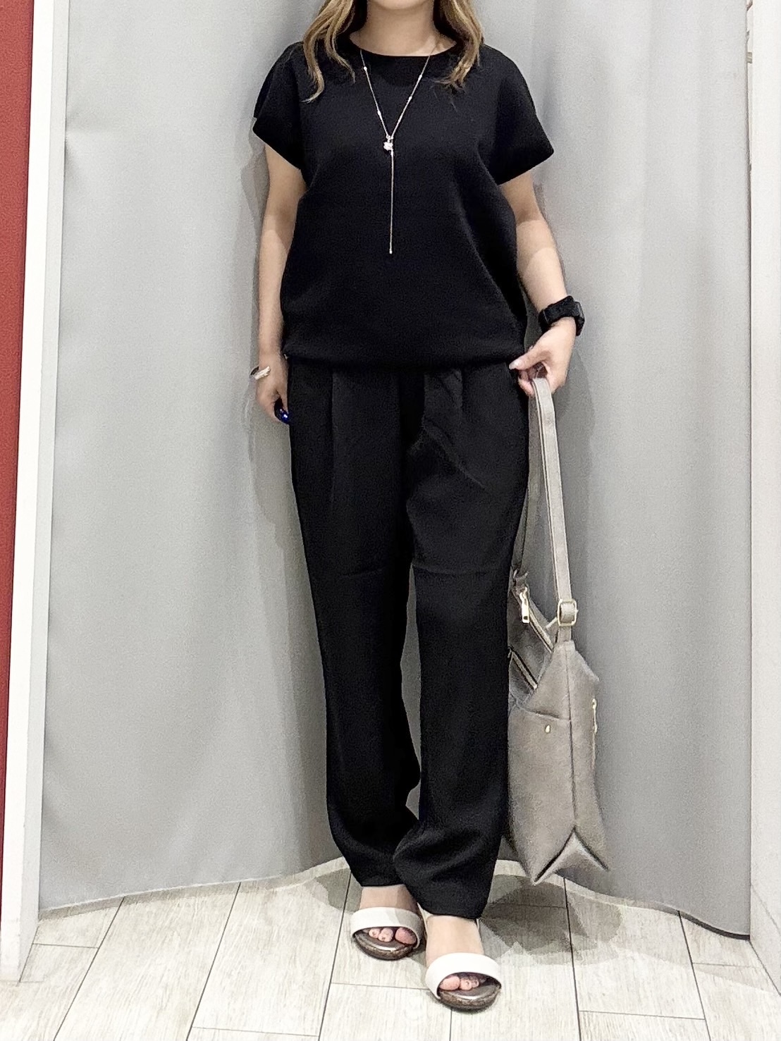 shioさんの「SHOO･LA･RUE｜【ひんやり/洗濯機可/S-LL】インせず着られる 大人シンプルサマーニット」を使ったコーディネート
