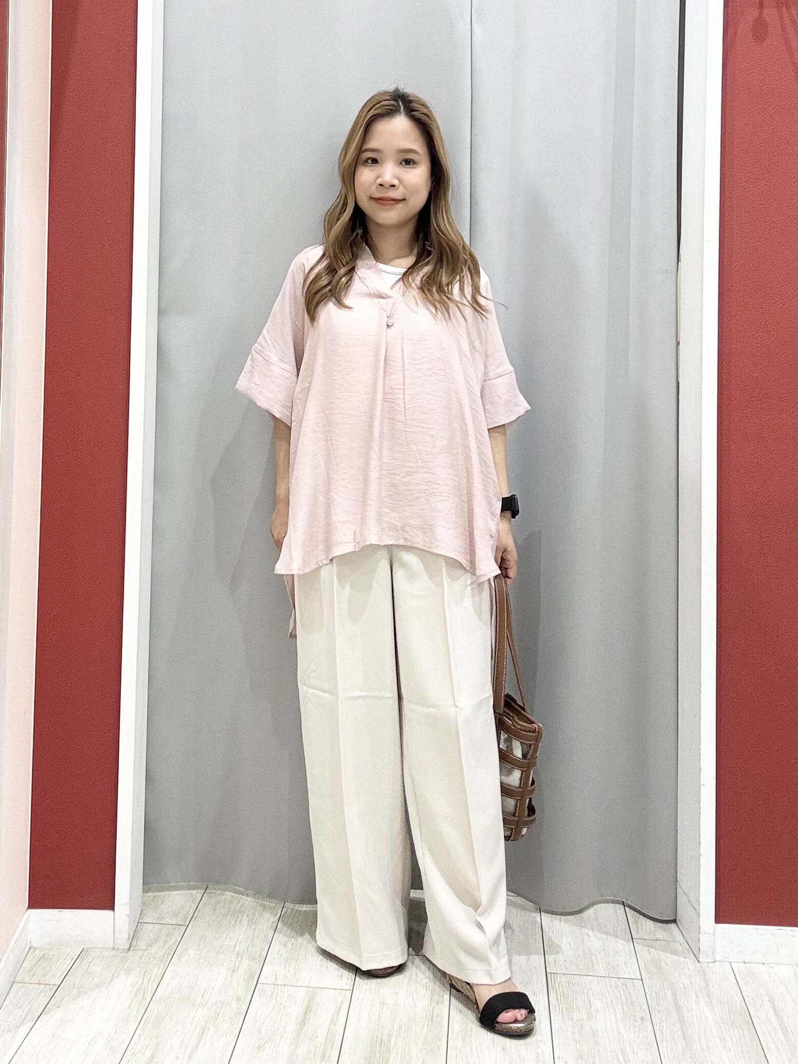 shioさんの「SHOO･LA･RUE｜【2点セット/S-LL/洗濯機可】時短でコーデ決まる スラブスキッパーシャツ＋タンクトップ」を使ったコーディネート