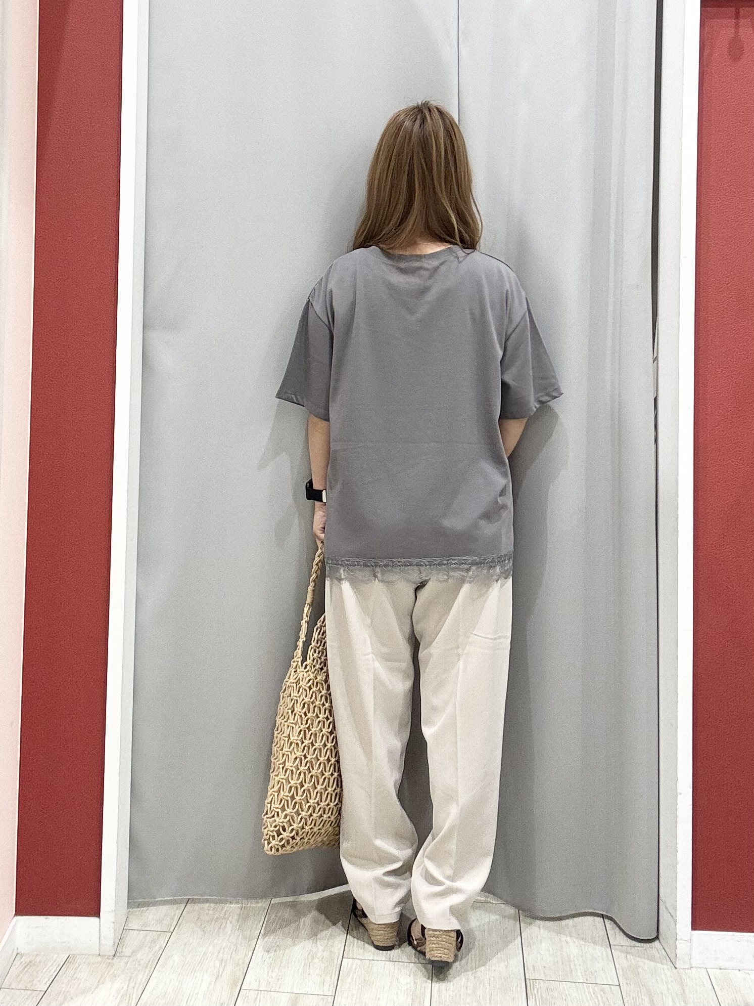 shioさんの「SHOO･LA･RUE｜【S-LL/洗濯機可/綿100%】やわらかシアーデニム 5分袖ポケットシャツ」を使ったコーディネート