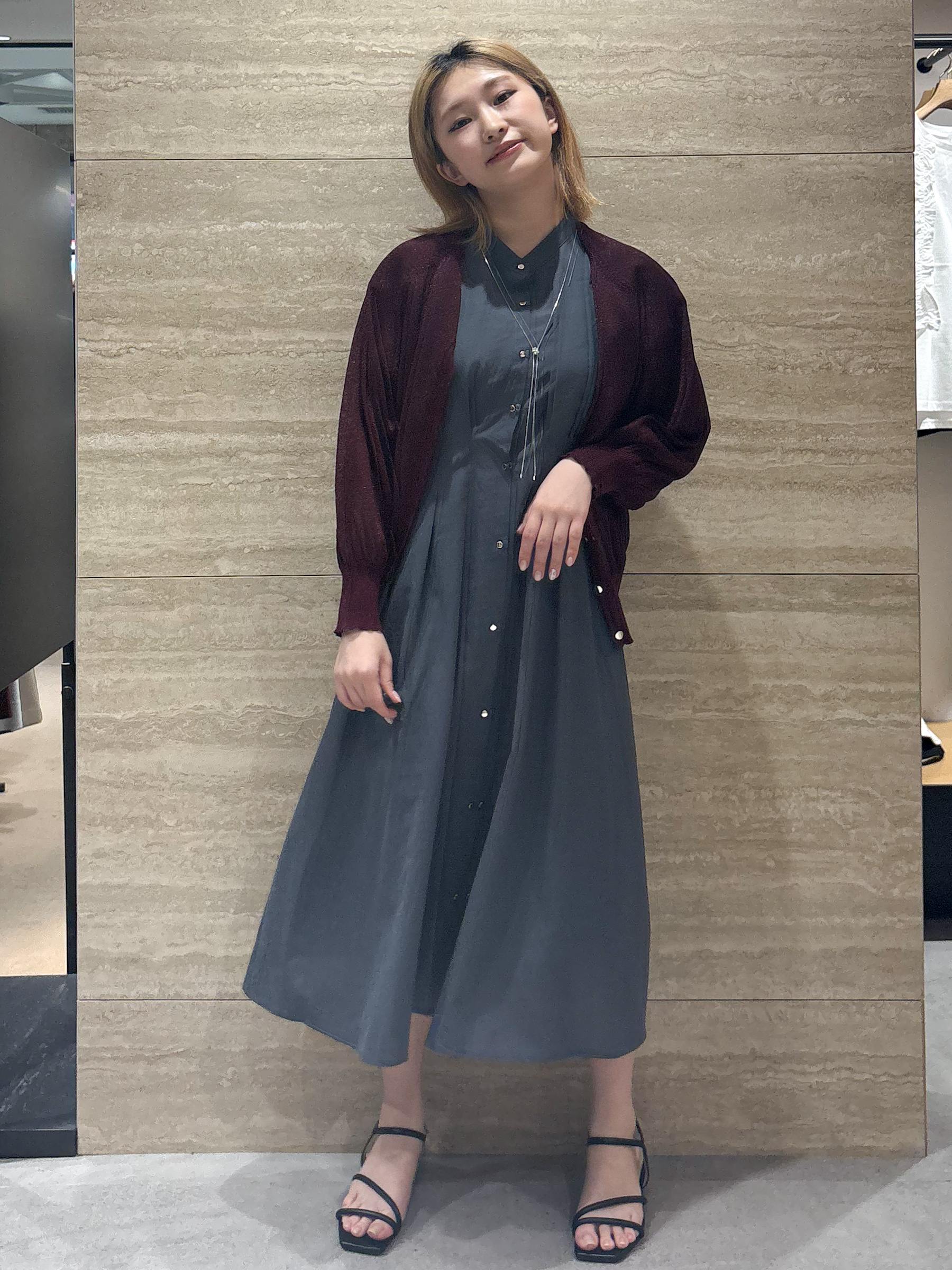 ふうかさんの「index｜【接触冷感】シアーラメドルマンショートカーディガン《洗濯機OK》」を使ったコーディネート
