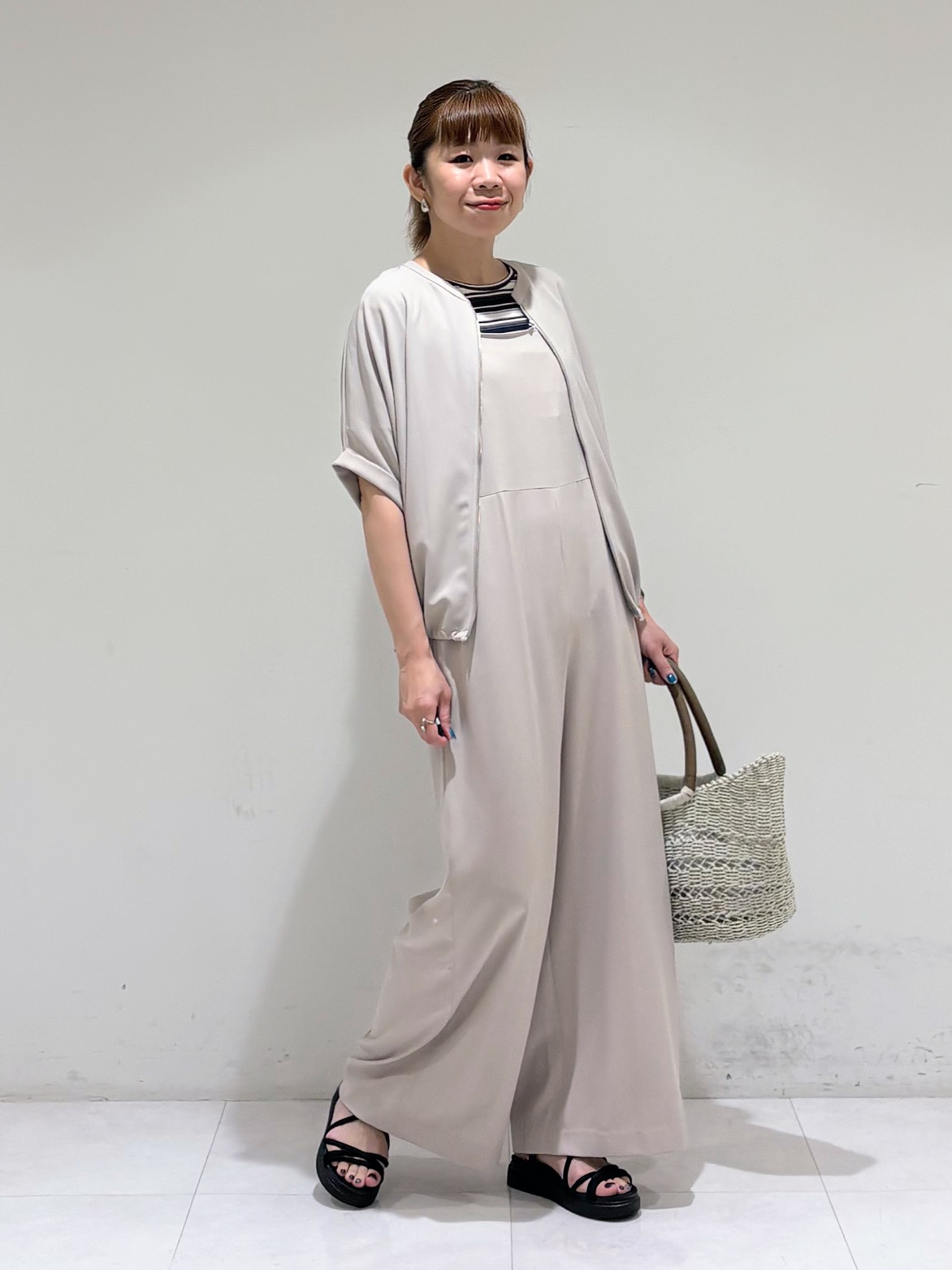 tsuyuさんの「INDIVI｜【着る日傘】ドルマンフォルムブルゾン」を使ったコーディネート