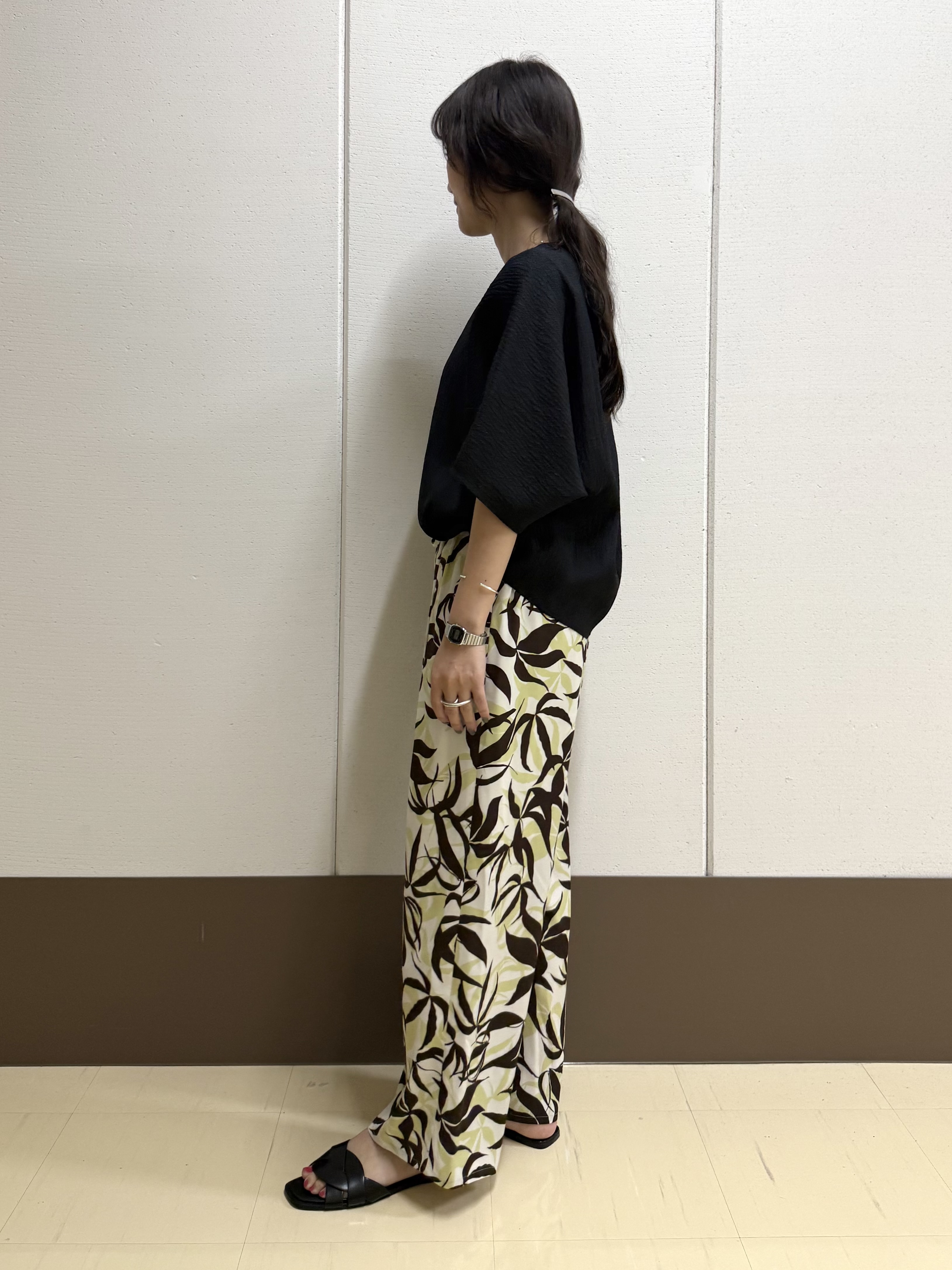 mamiさんの「INDIVI｜【華奢見え】ジャカード ドルマントップス」を使ったコーディネート