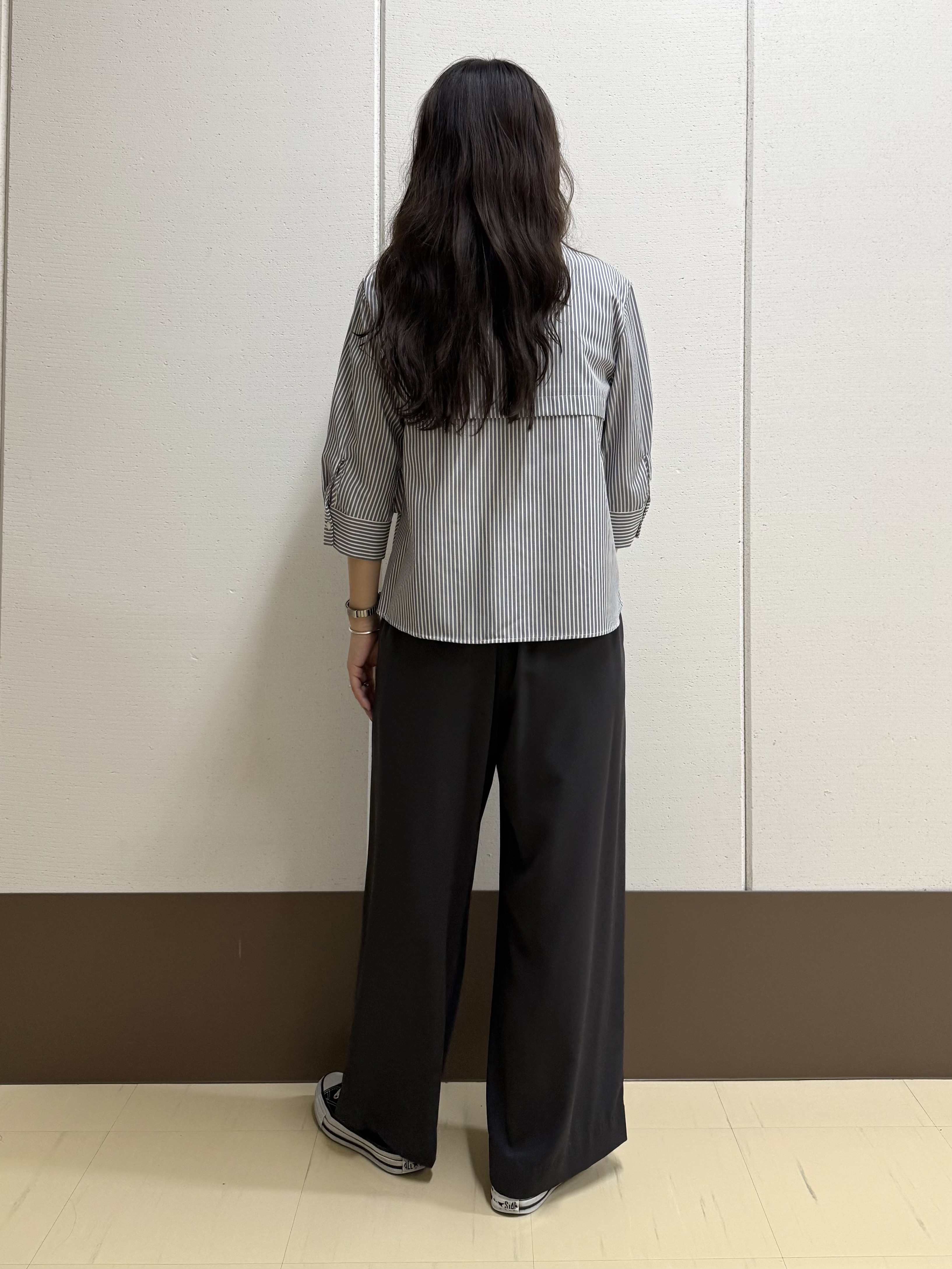 mamiさんの「INDIVI｜【UVケア／吸汗速乾／着映え】ティアードストライプシャツ」を使ったコーディネート