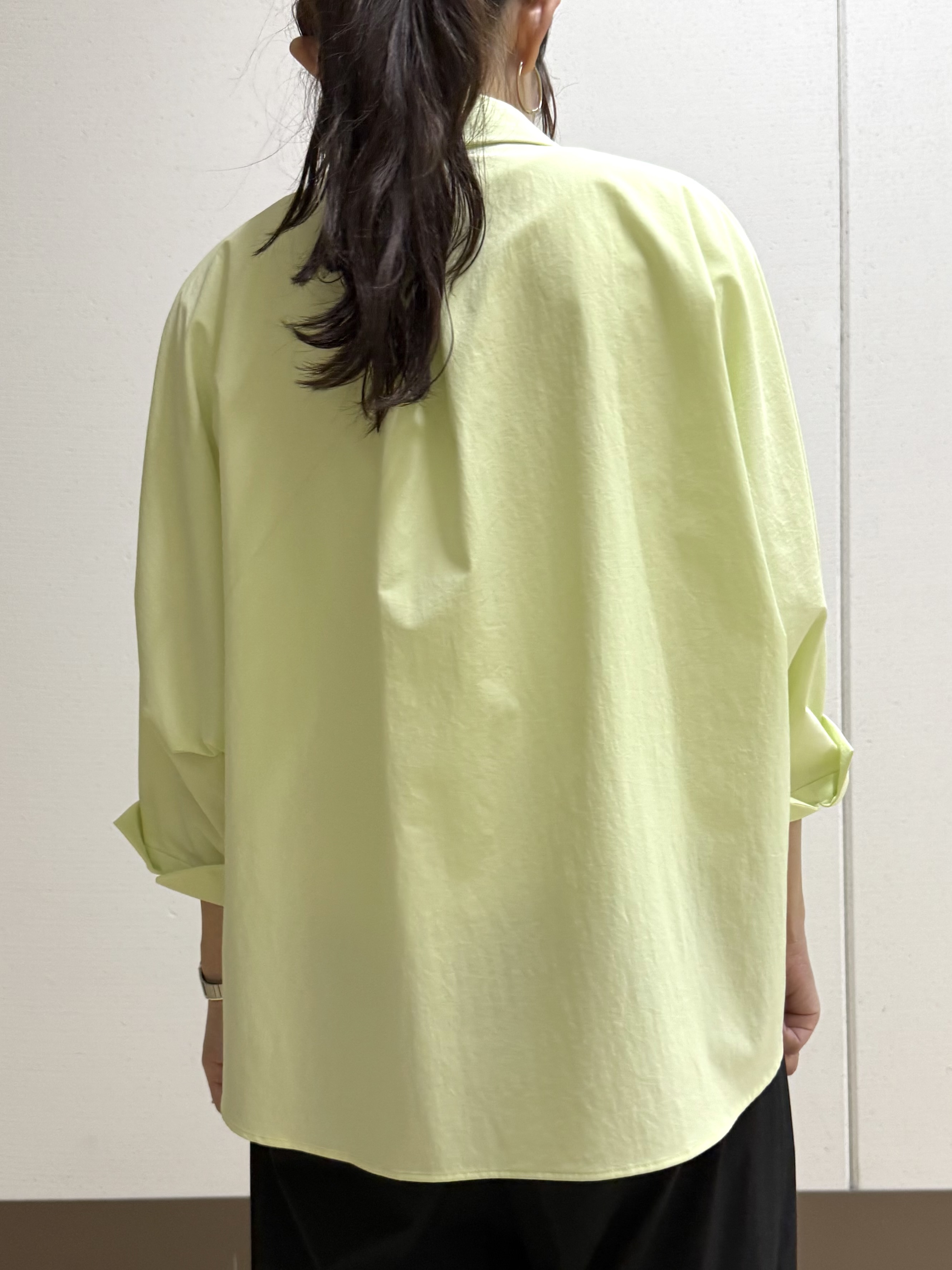 mamiさんの「INDIVI｜【UVケア／選べるグラフィック】スムースジャージTシャツ」を使ったコーディネート