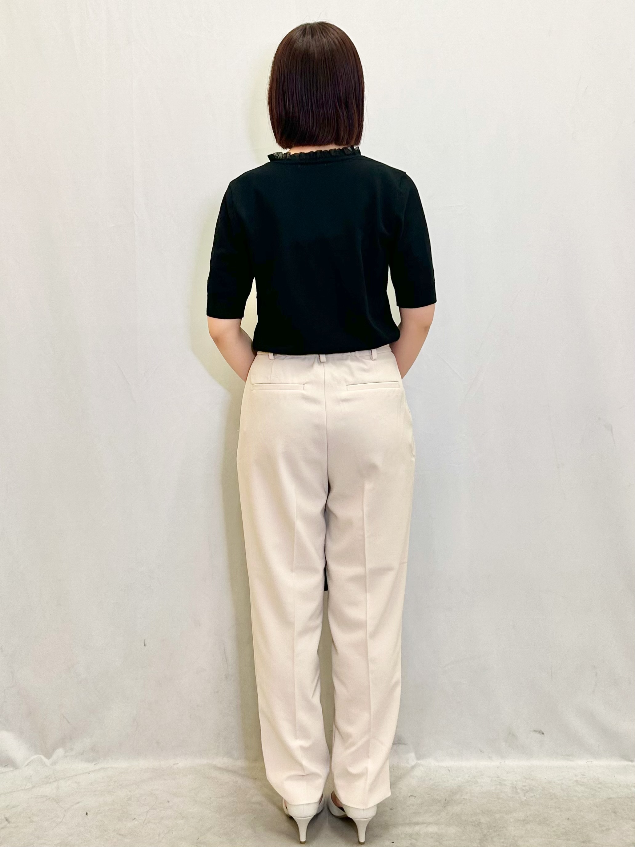 きららさんの「index｜フリルスキッパー半袖ニット【洗濯機OK】」を使ったコーディネート