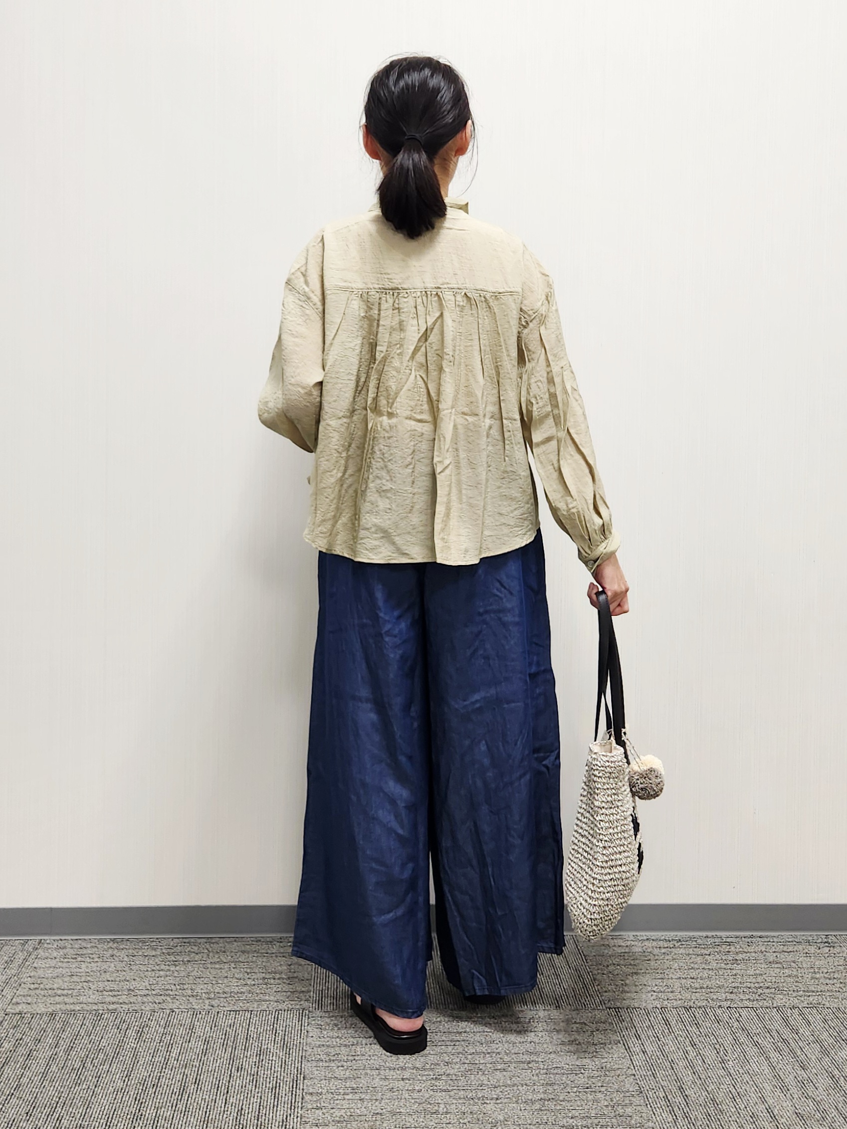 naraさんの「Dessin｜エアリーシアーブラウス」を使ったコーディネート