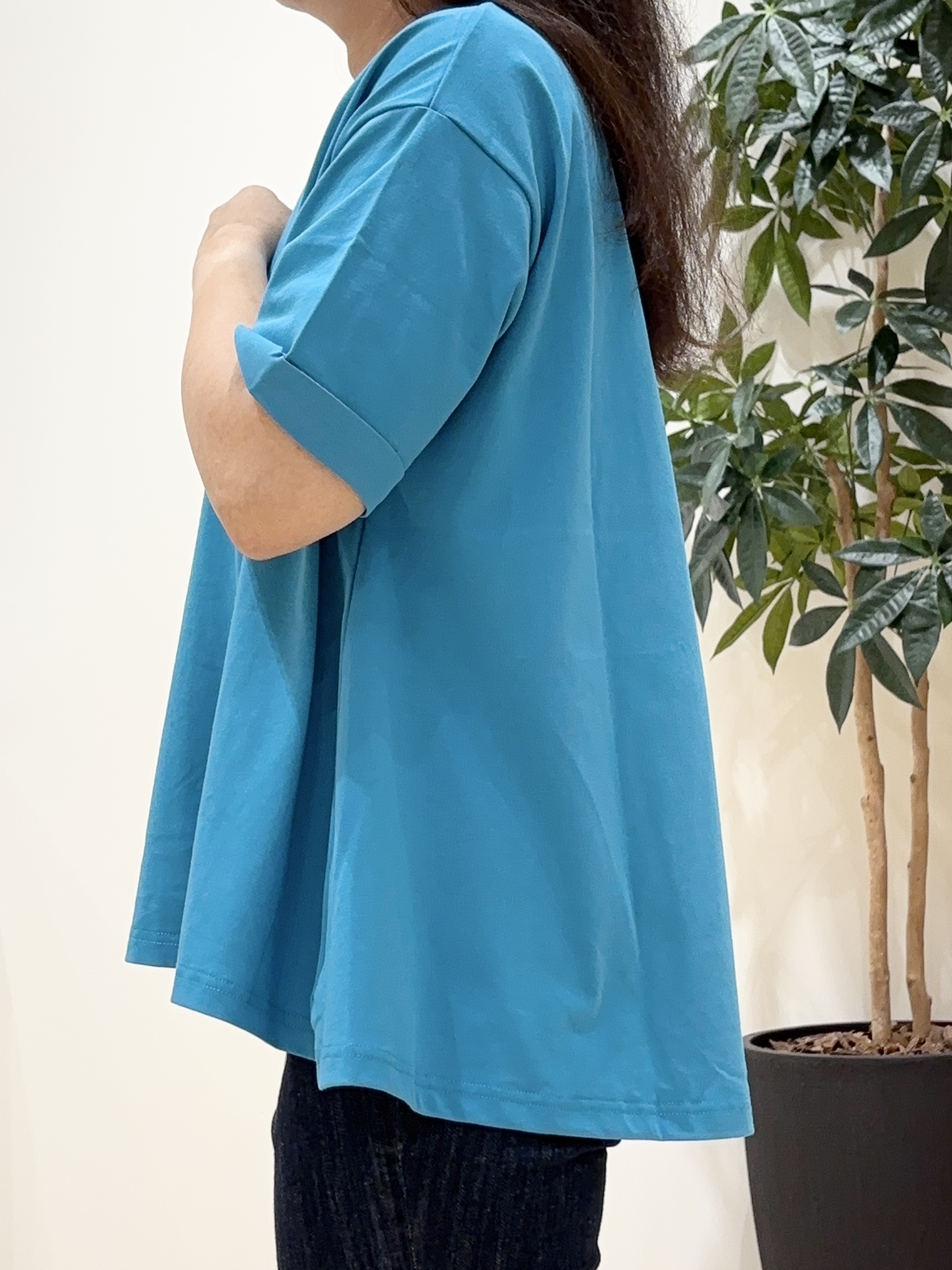 miraiさんの「grove｜【遮熱／吸水速乾／接触冷感／UVカット】フレアシルエットTシャツ」を使ったコーディネート