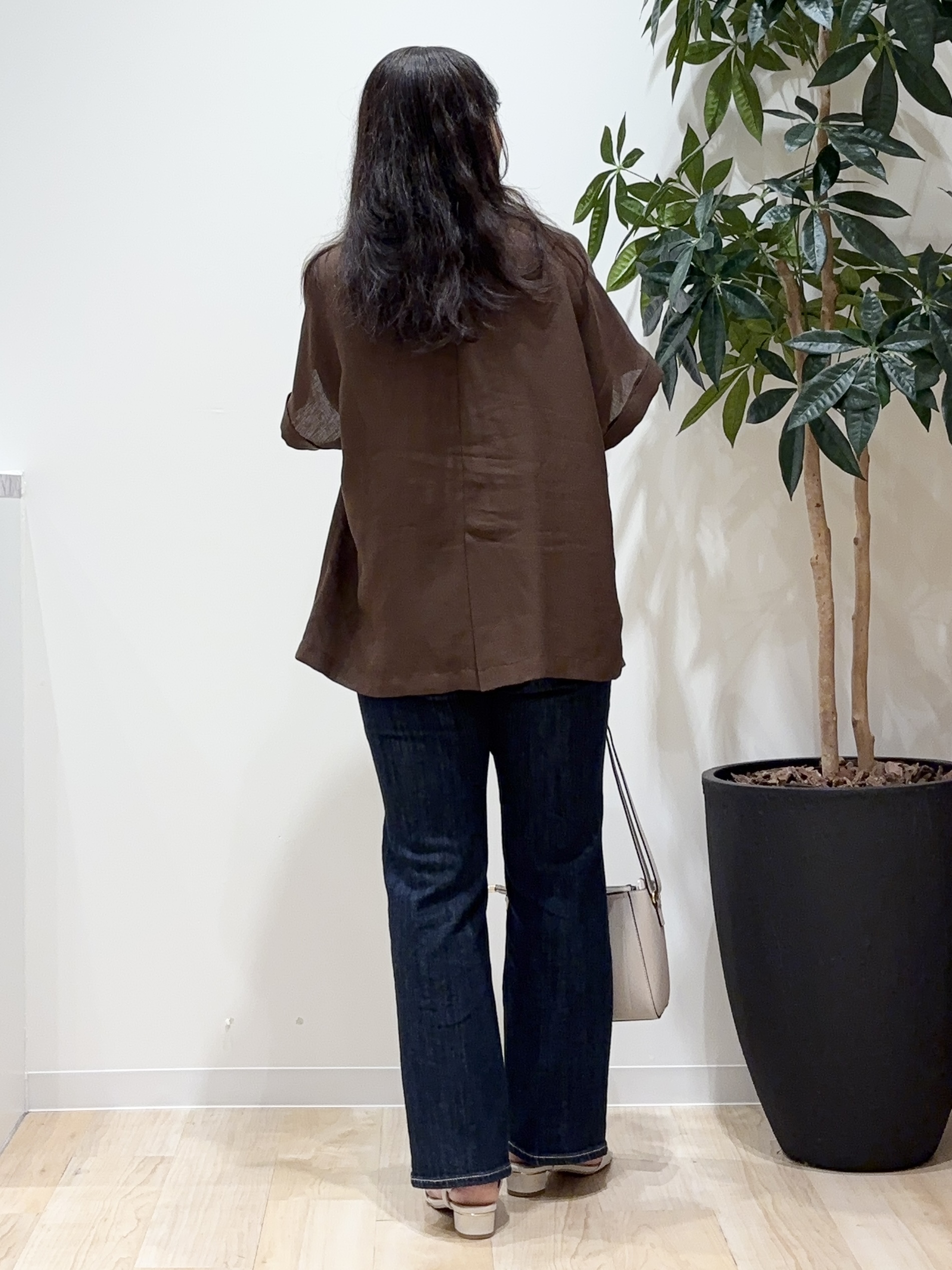 miraiさんの「grove｜【洗濯機OK・ひんやり/SETUP可】シワになりにくいハーフスリーブジャケット」を使ったコーディネート
