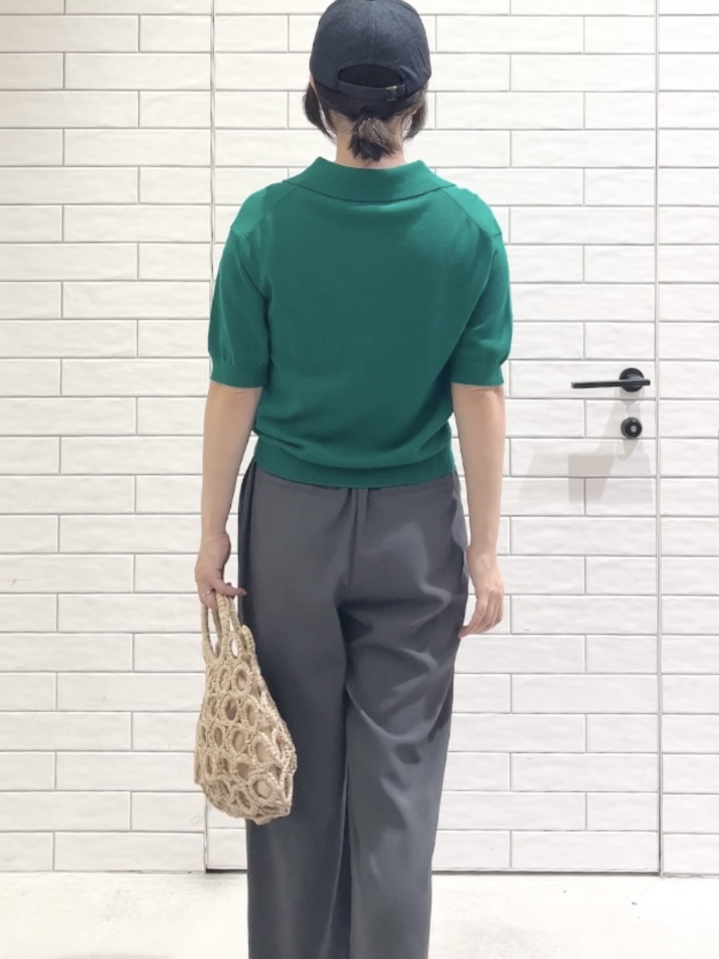 しおりさんの「OPAQUE.CLIP｜ビッグポロ衿ニット【洗濯機OK】」を使ったコーディネート