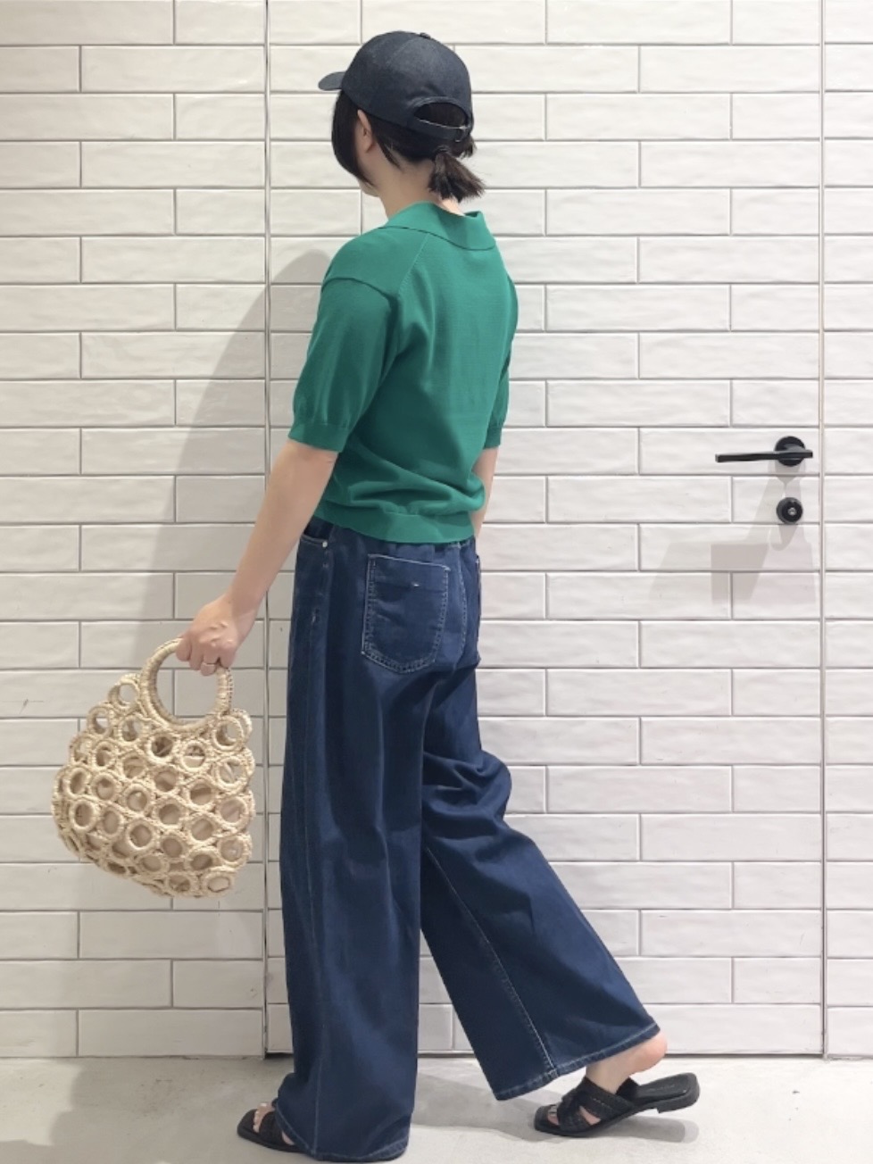 しおりさんの「OPAQUE.CLIP｜ビッグポロ衿ニット【洗濯機OK】」を使ったコーディネート
