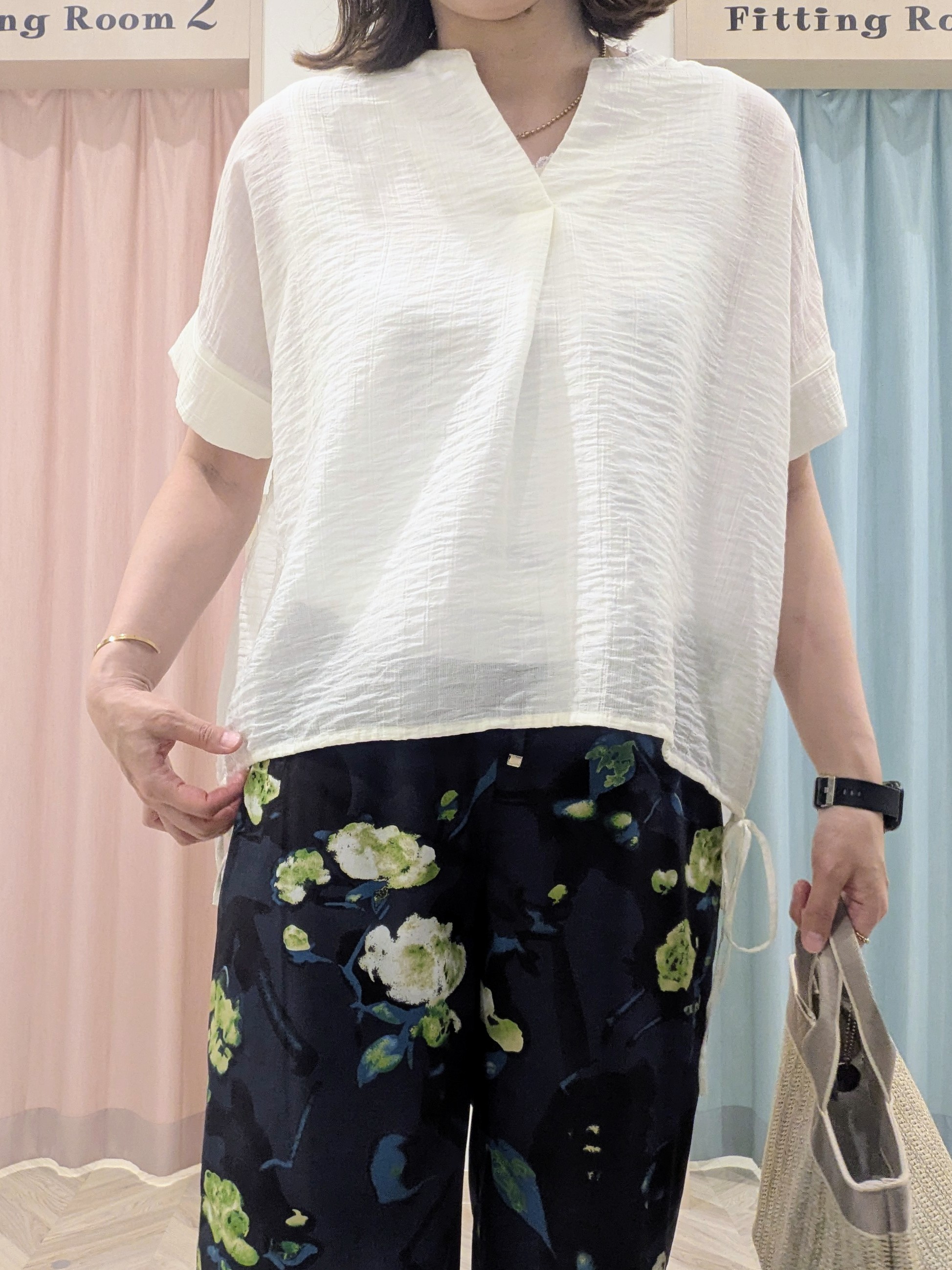 miyuさんの「SHOO･LA･RUE｜【高レビュー/体型カバー】インせず着られる スキッパー裾リボンブラウス」を使ったコーディネート