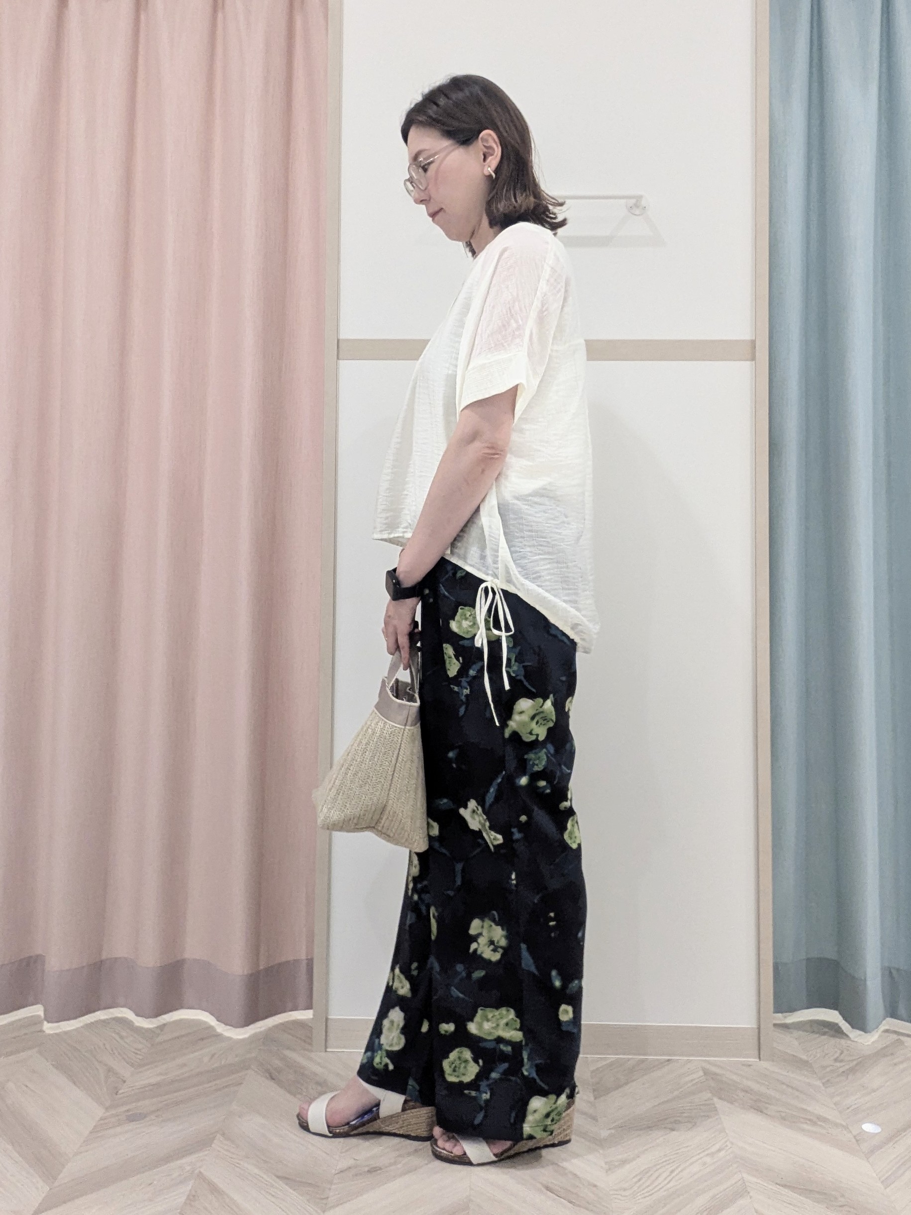 miyuさんの「SHOO･LA･RUE｜【高レビュー/体型カバー】インせず着られる スキッパー裾リボンブラウス」を使ったコーディネート
