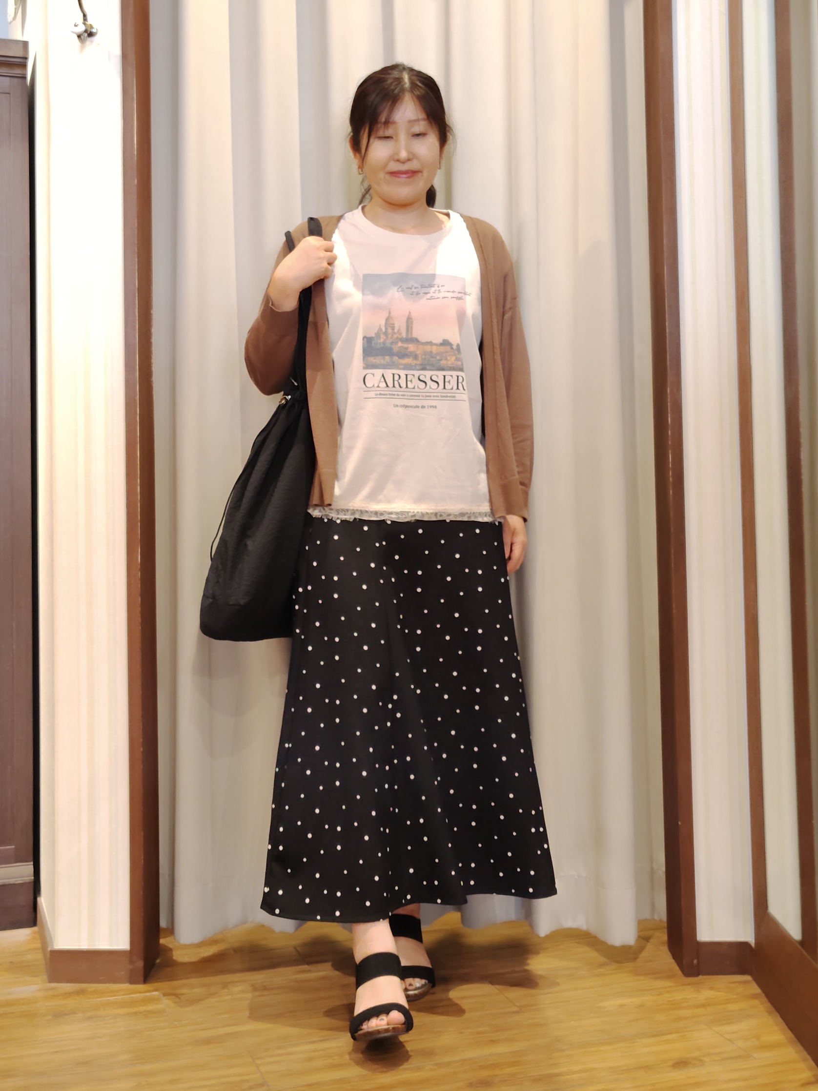 chami さんの「SHOO･LA･RUE｜【ひんやり/洗濯機可/S-LL】オンにもオフにも マルチに使えるボタンレスカーディガン」を使ったコーディネート