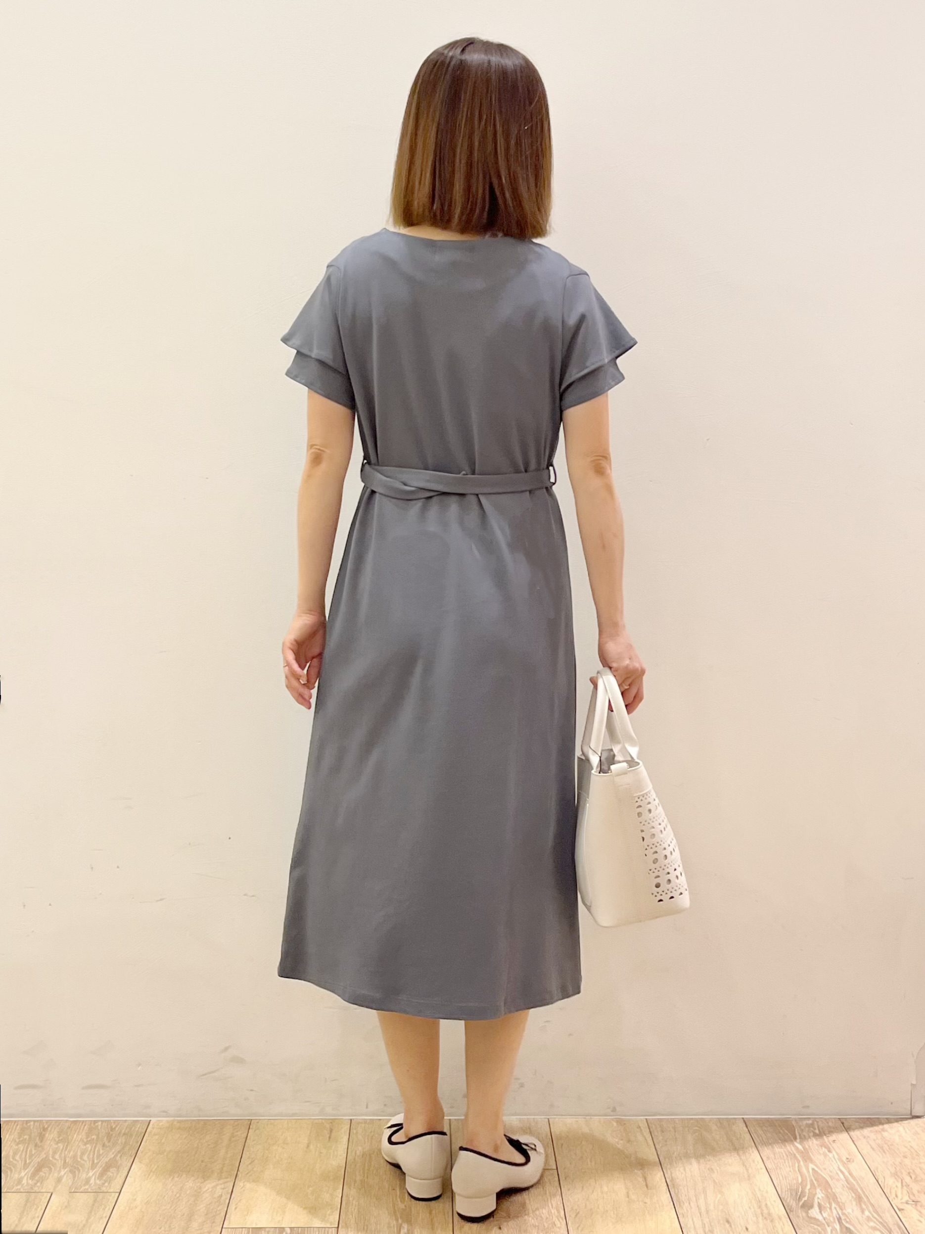 kcさんの「OPAQUE.CLIP｜【接触冷感／UVケア】Iラインフレアスリーブワンピース《洗濯機OK／XS～3L／6col》」を使ったコーディネート