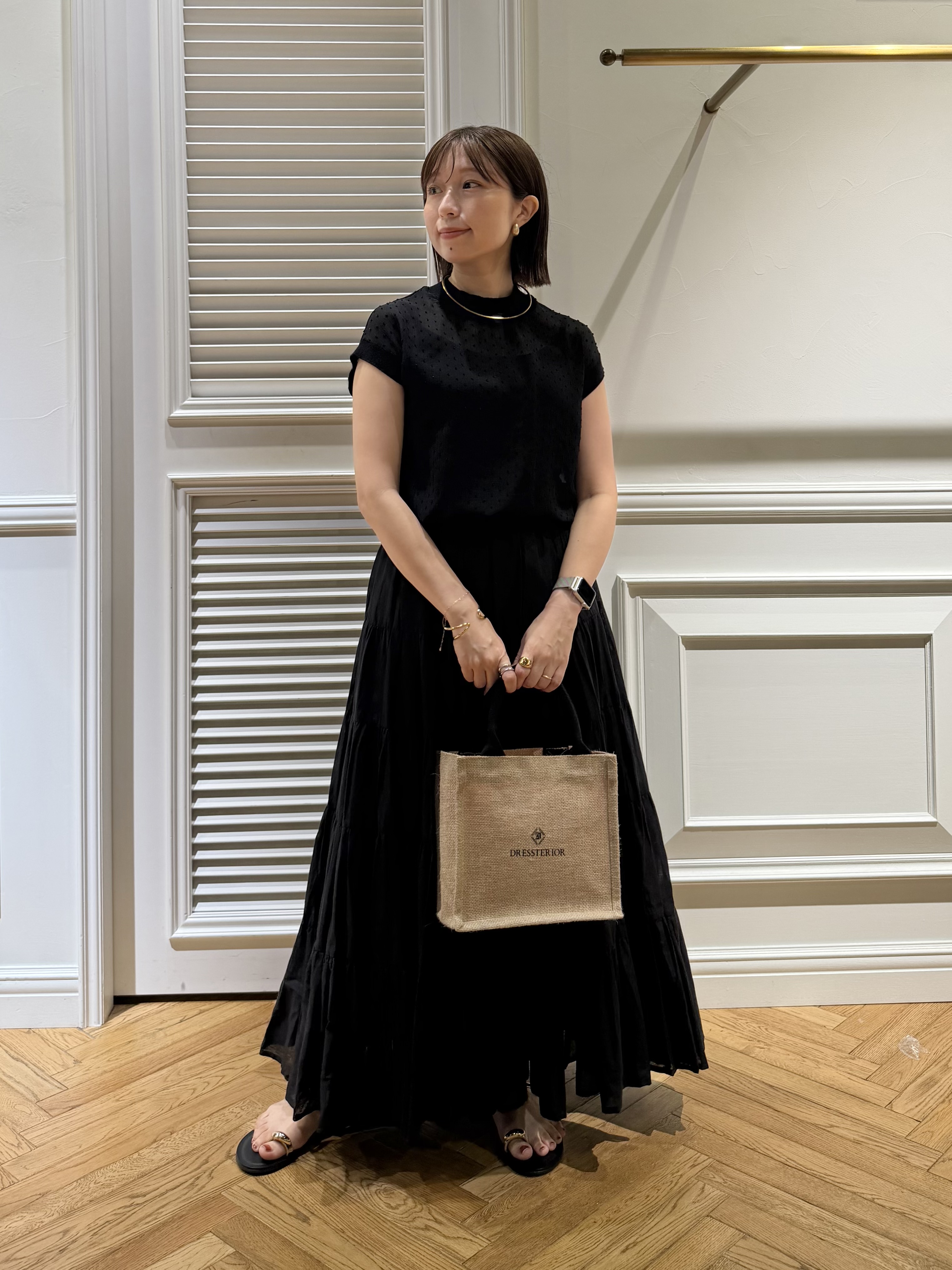 つじ まこさんの「DRESSTERIOR｜【ウォッシャブル/シアー】ドットジャカード プルオーバー」を使ったコーディネート