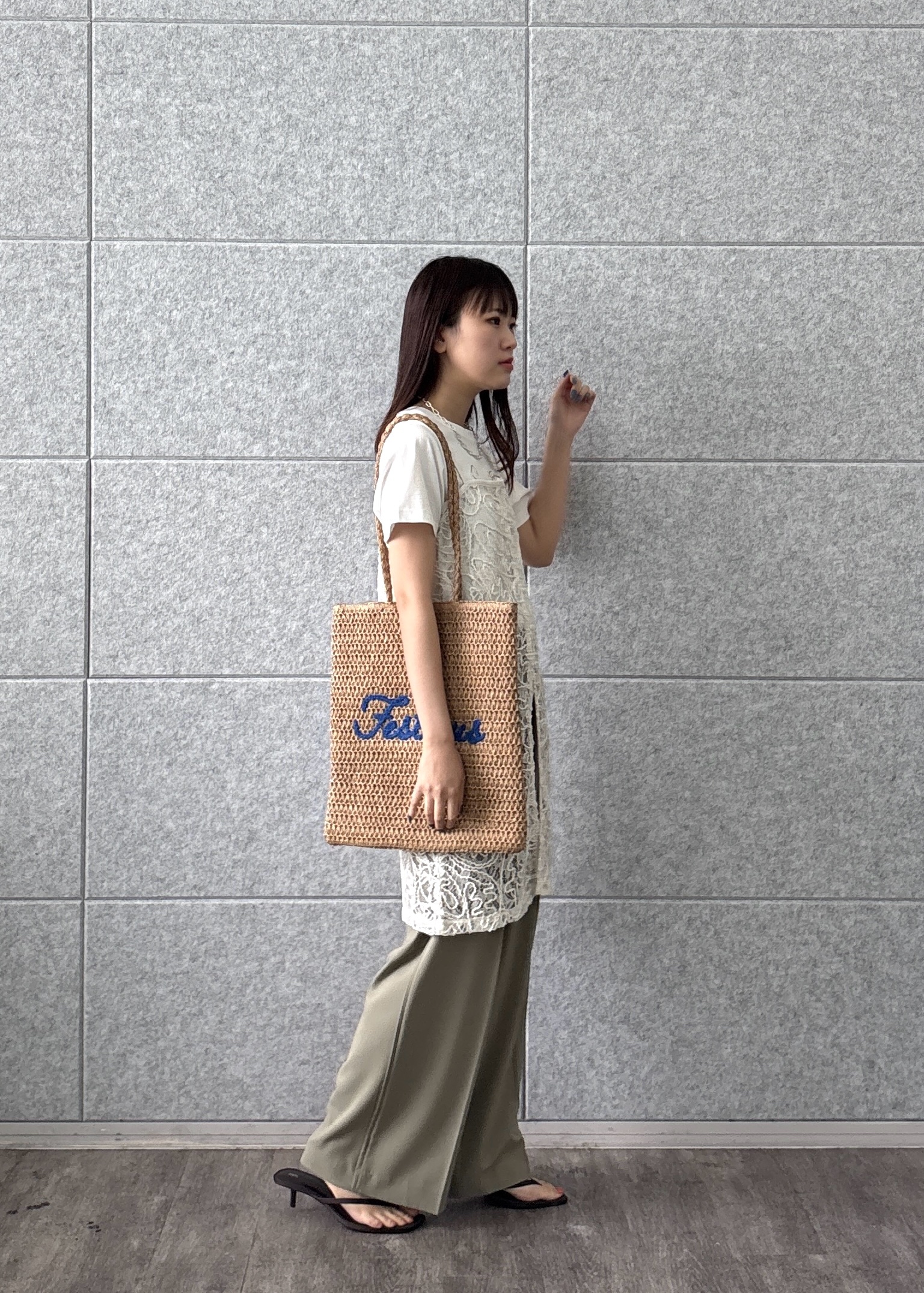 Renoさんの「INDIVI｜3DプリントロゴTシャツ」を使ったコーディネート