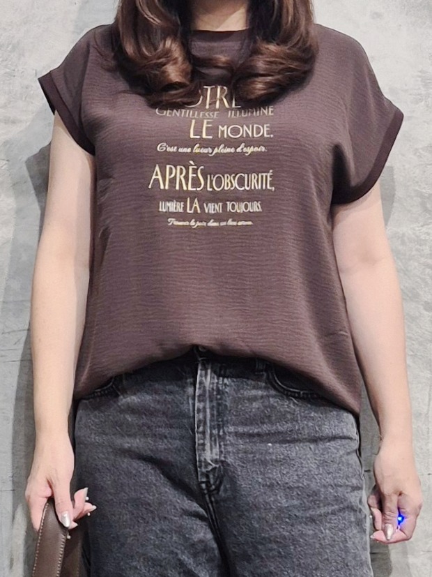 ひさえさんの「THE SHOP TK｜【ひんやりさらさら】軽やかに着られる プリントTシャツ」を使ったコーディネート