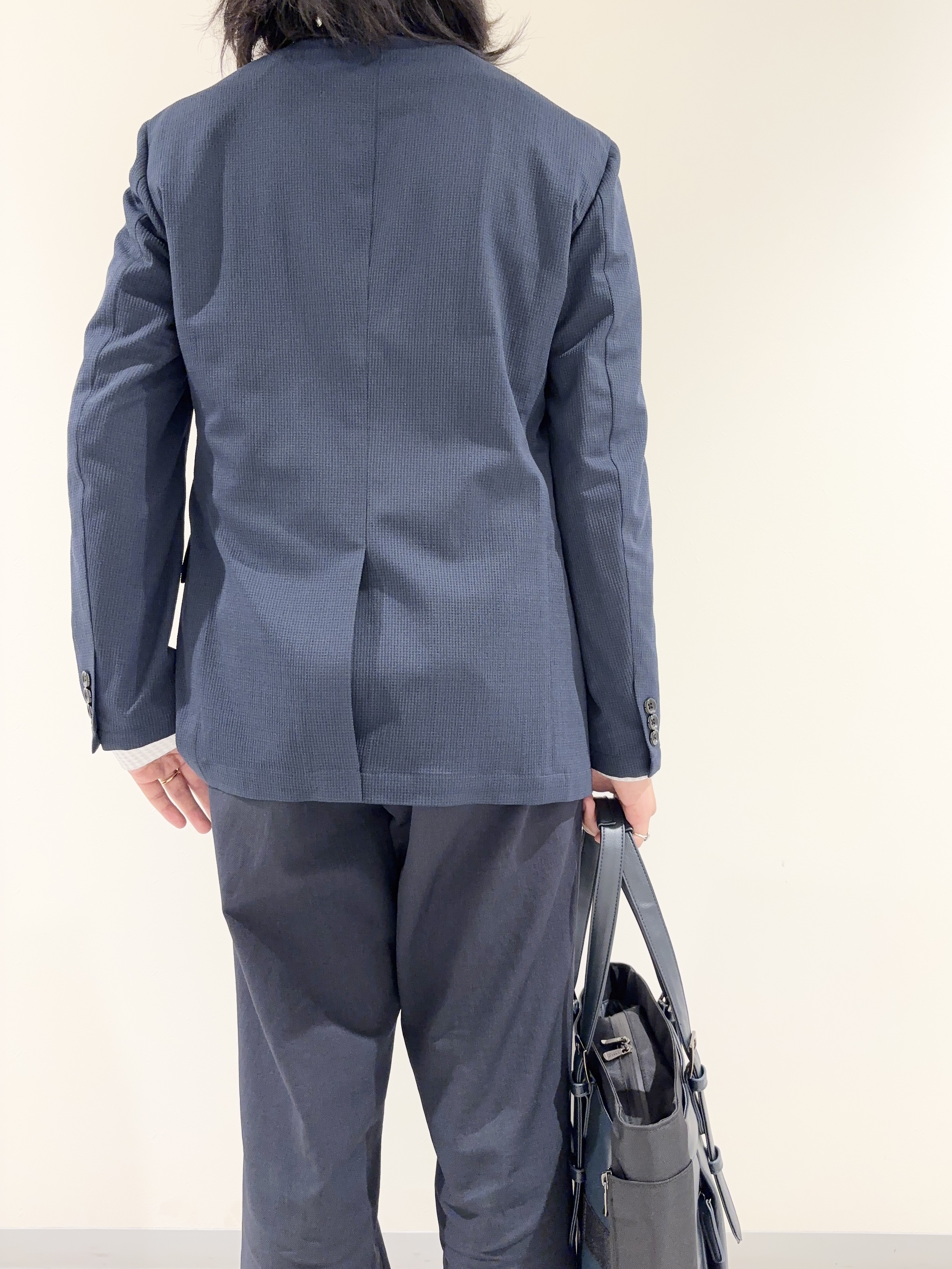 及川さんの「TAKEO KIKUCHI｜【Begin5月号掲載/通気性】トリコットサッカー ジャケット」を使ったコーディネート