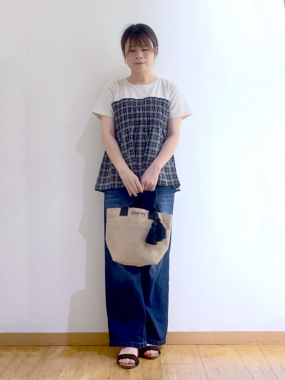 かのさんの「SHOO･LA･RUE｜【S-LL/洗濯機可/体型カバー】インせずサマ見え ビスチェ風異素材ドッキングTシャツ」を使ったコーディネート