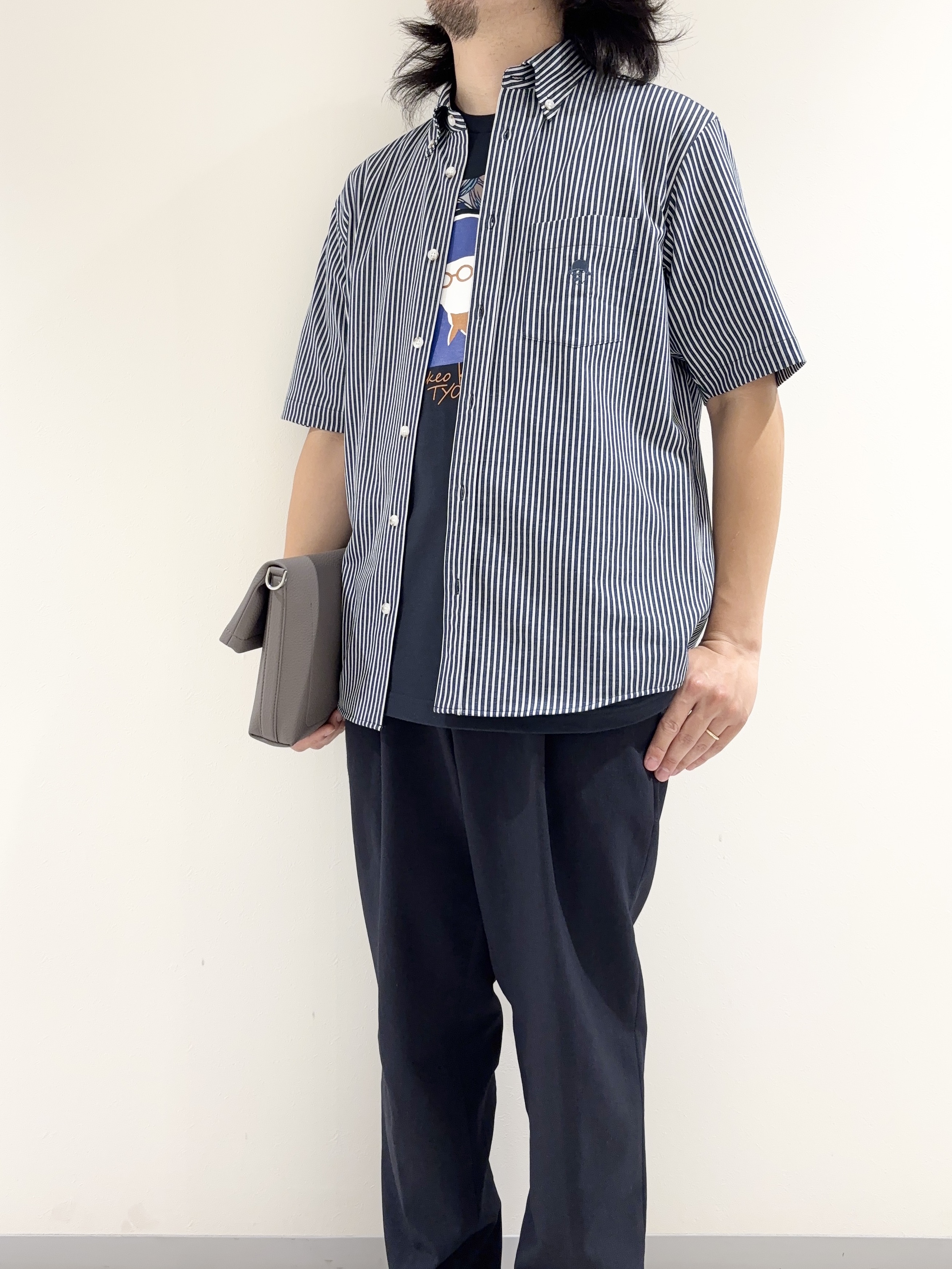 及川さんの「TAKEO KIKUCHI｜【接触冷感】ジャージストライプ シャツ」を使ったコーディネート