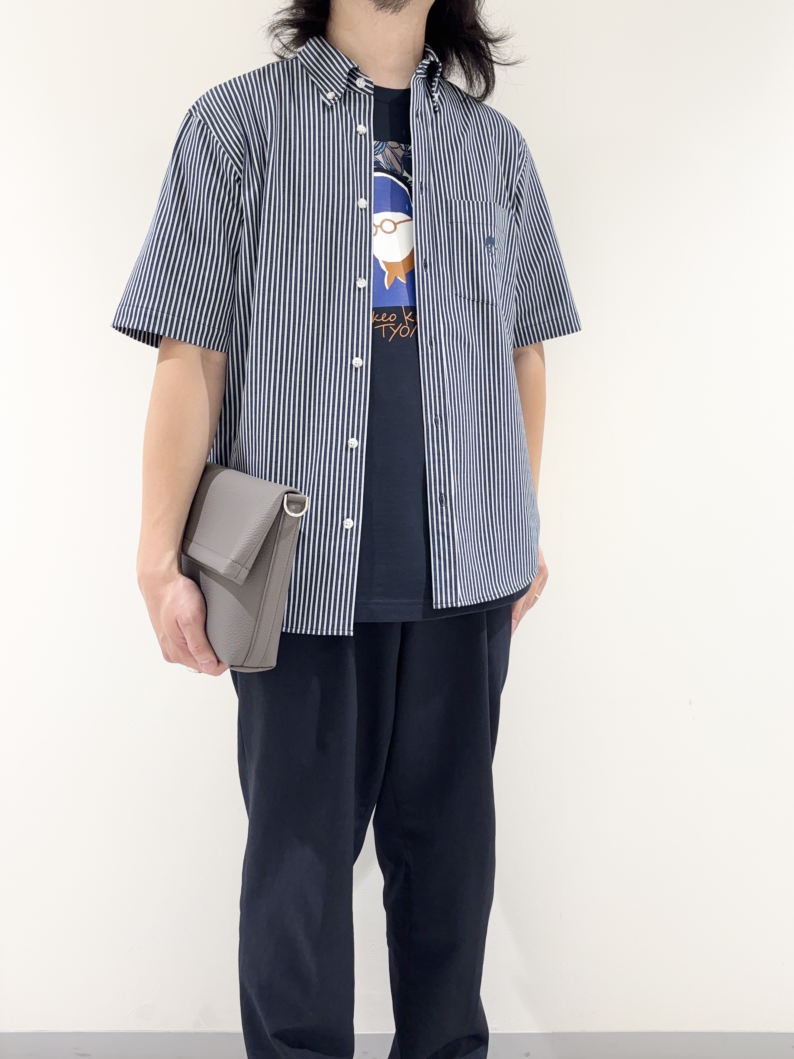 及川さんの「TAKEO KIKUCHI｜【接触冷感】ジャージストライプ シャツ」を使ったコーディネート