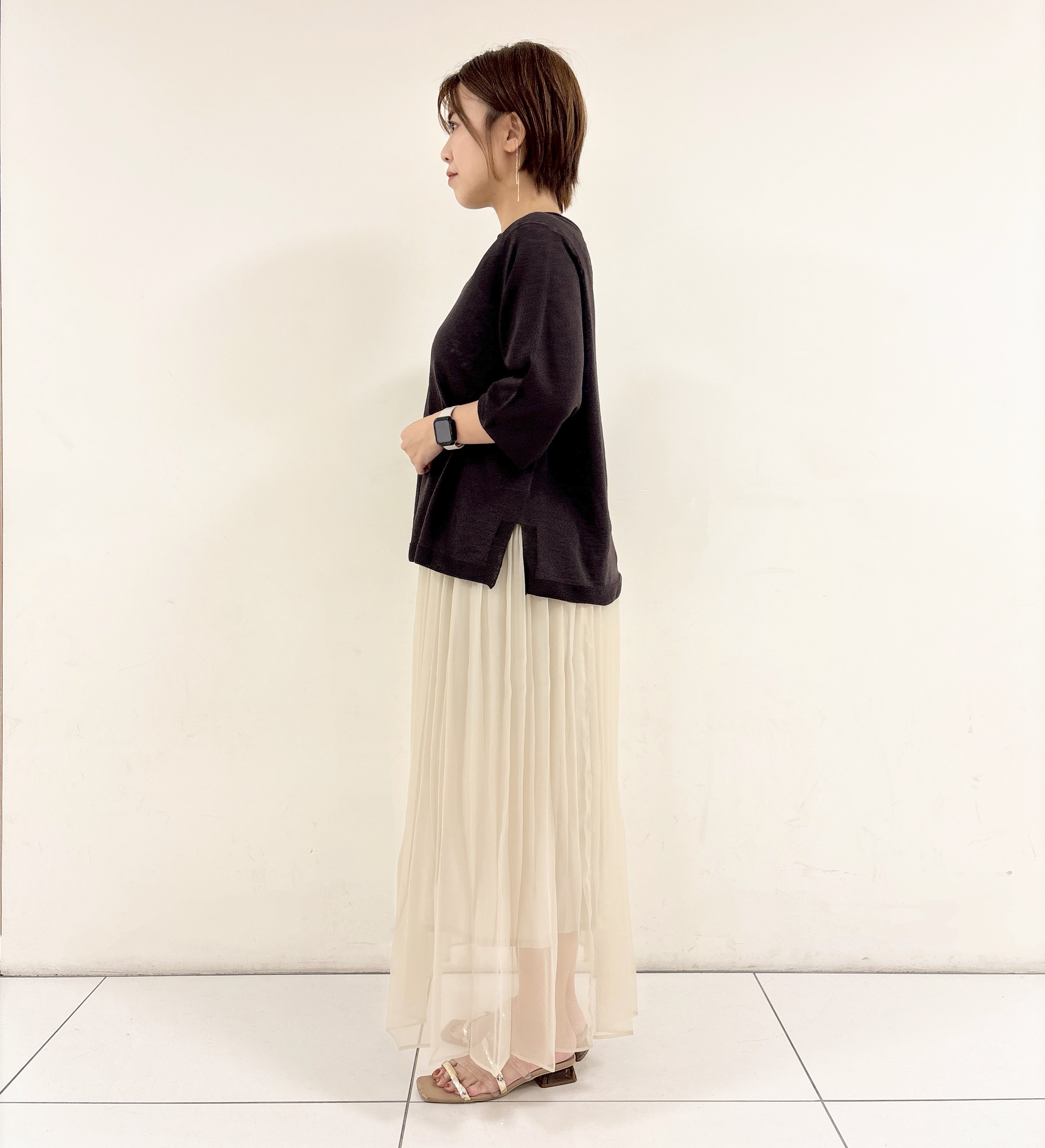 ayumiさんの「UNTITLED｜【ゆったり/リラクシー】リネンボートネックプルオーバー」を使ったコーディネート