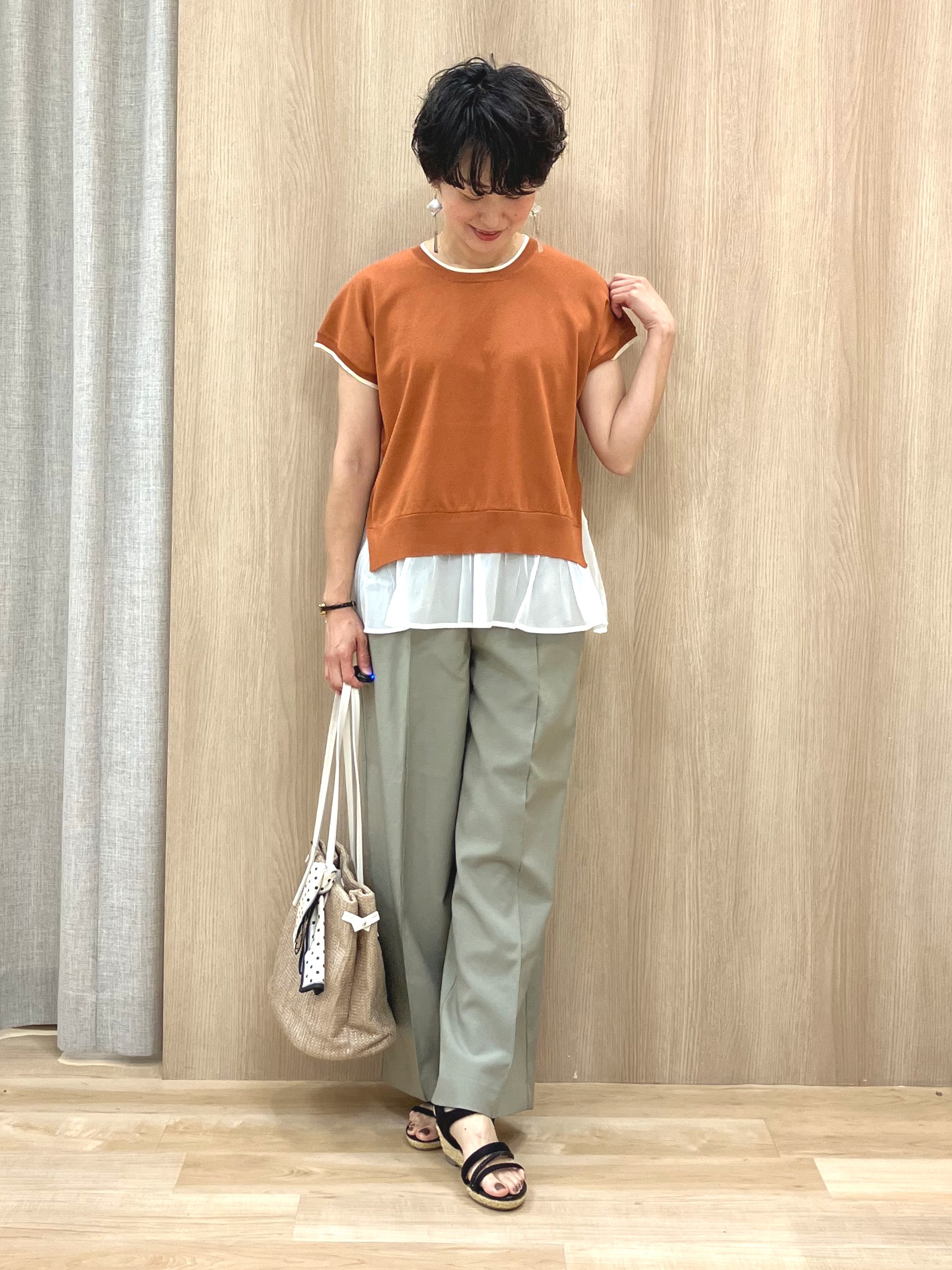 Keiさんの「grove｜人気デザインが夏verで登場！【体型カバー】裾レイヤードニット」を使ったコーディネート
