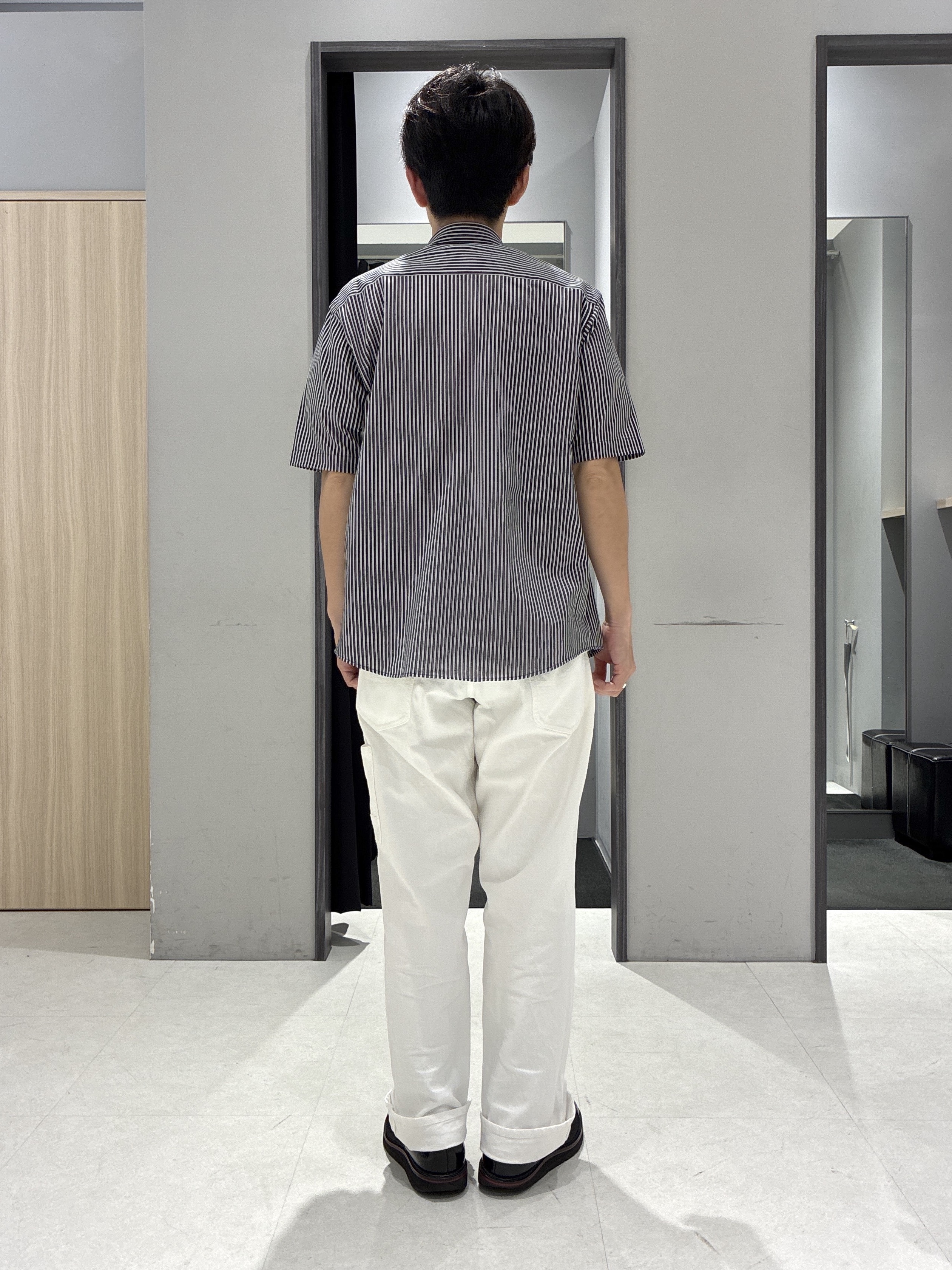 わいずみさんの「TAKEO KIKUCHI｜【接触冷感】ジャージストライプ シャツ」を使ったコーディネート