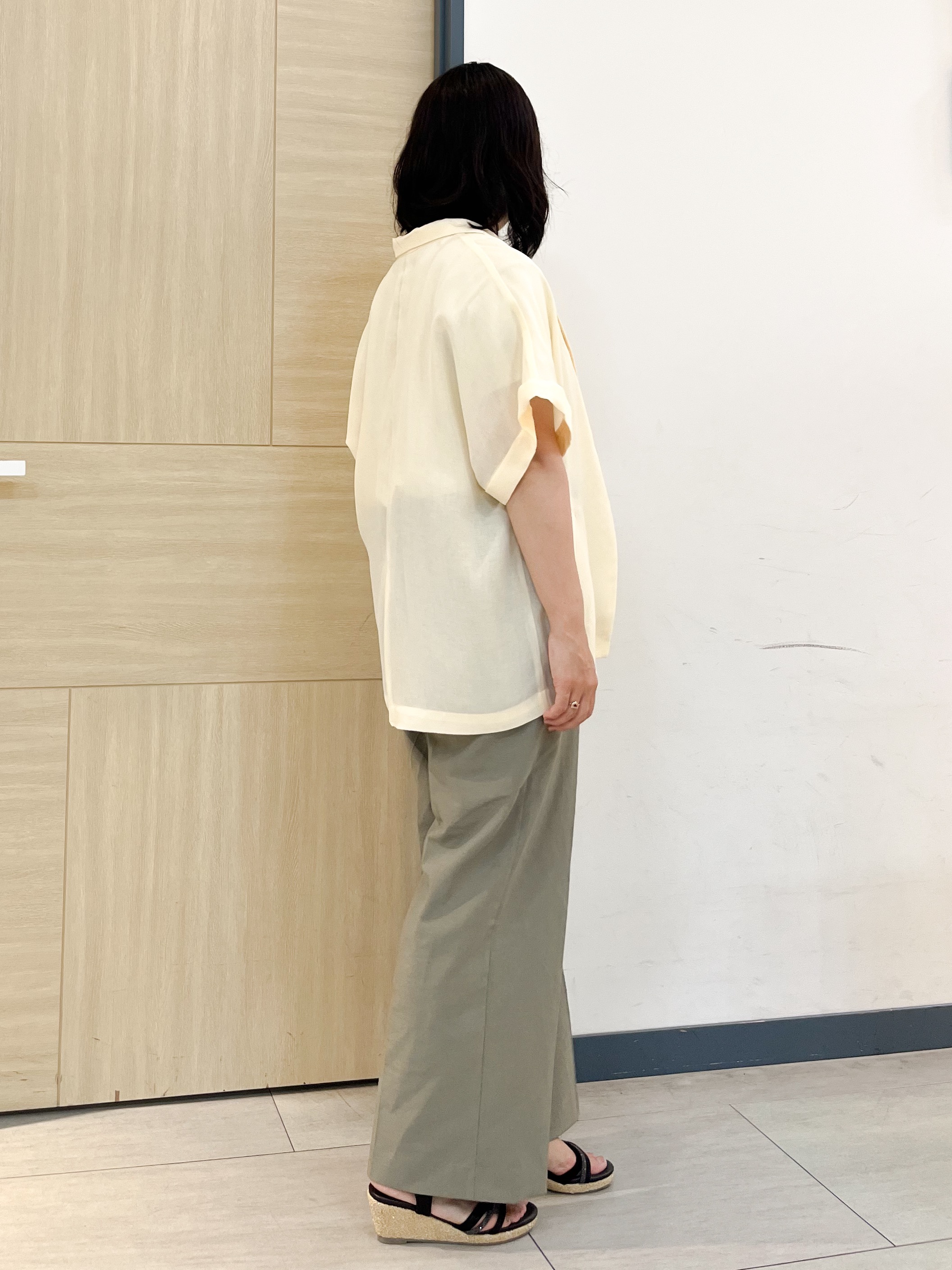 YOさんの「grove｜【洗濯機OK・ひんやり/SETUP可】シワになりにくいハーフスリーブジャケット」を使ったコーディネート