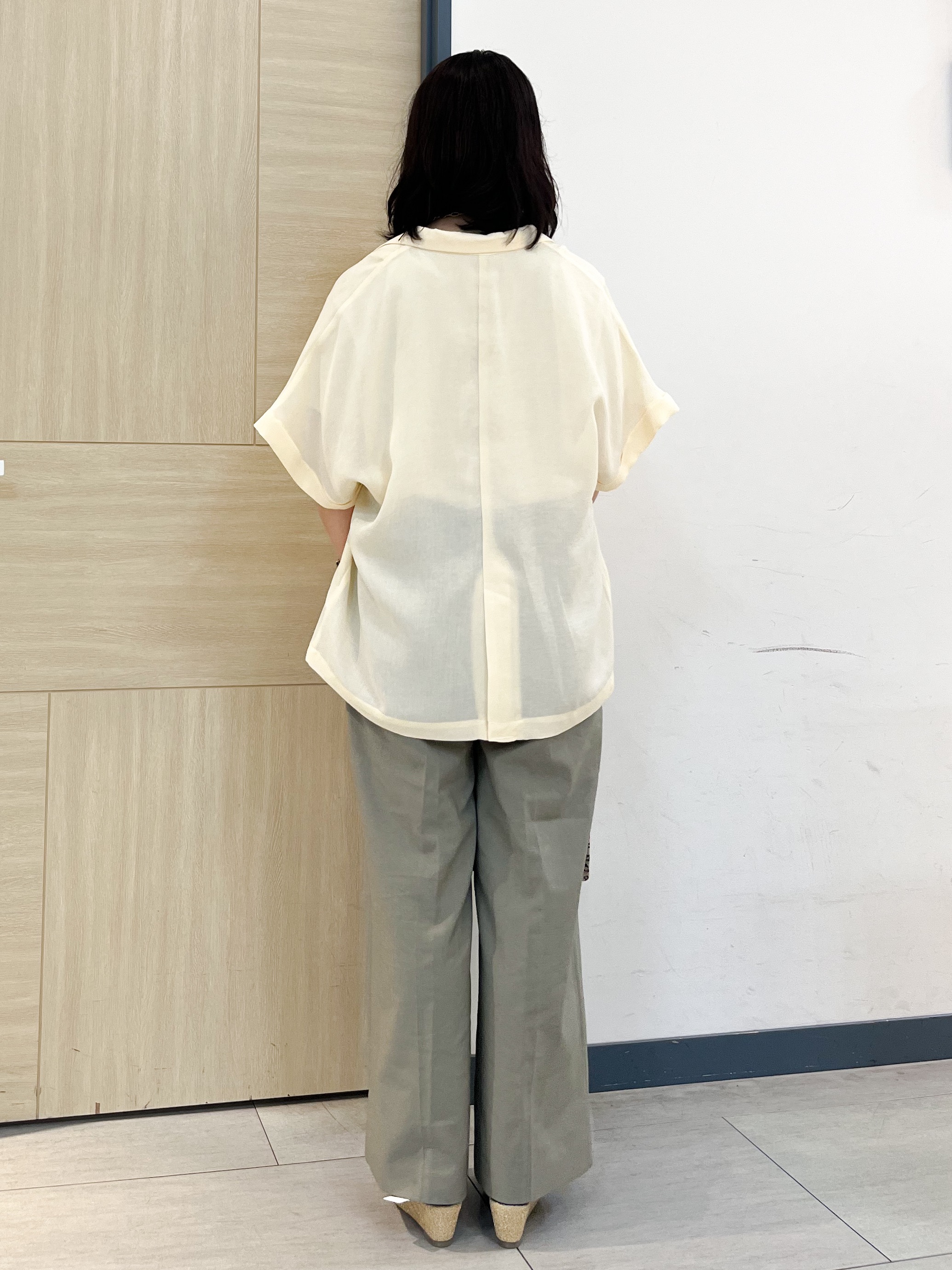 YOさんの「grove｜【洗濯機OK・ひんやり/SETUP可】シワになりにくいハーフスリーブジャケット」を使ったコーディネート