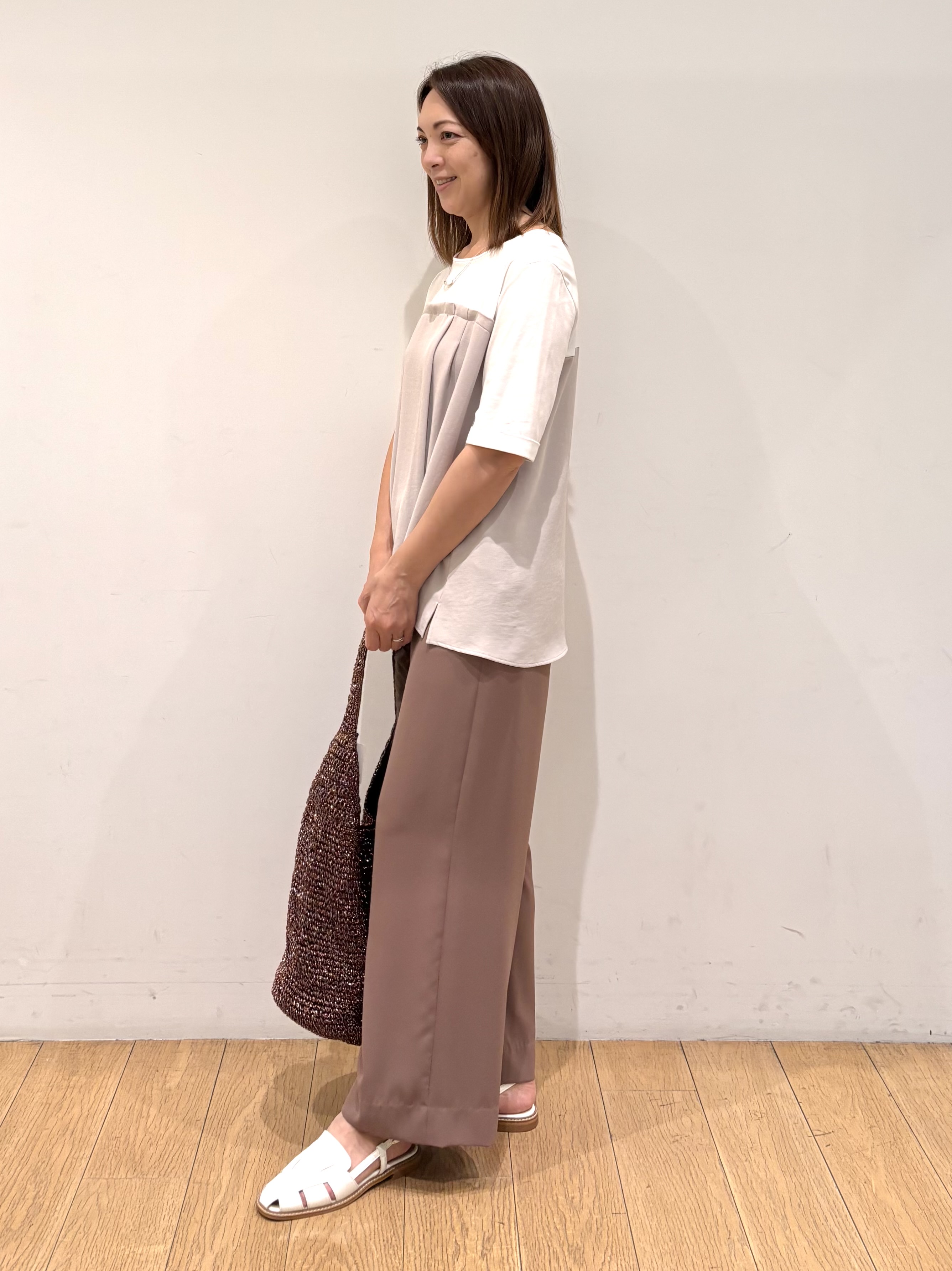 mikkoさんの「INDIVI｜【着る日傘／SETUP可能】ビスチェレイヤード風トップス」を使ったコーディネート