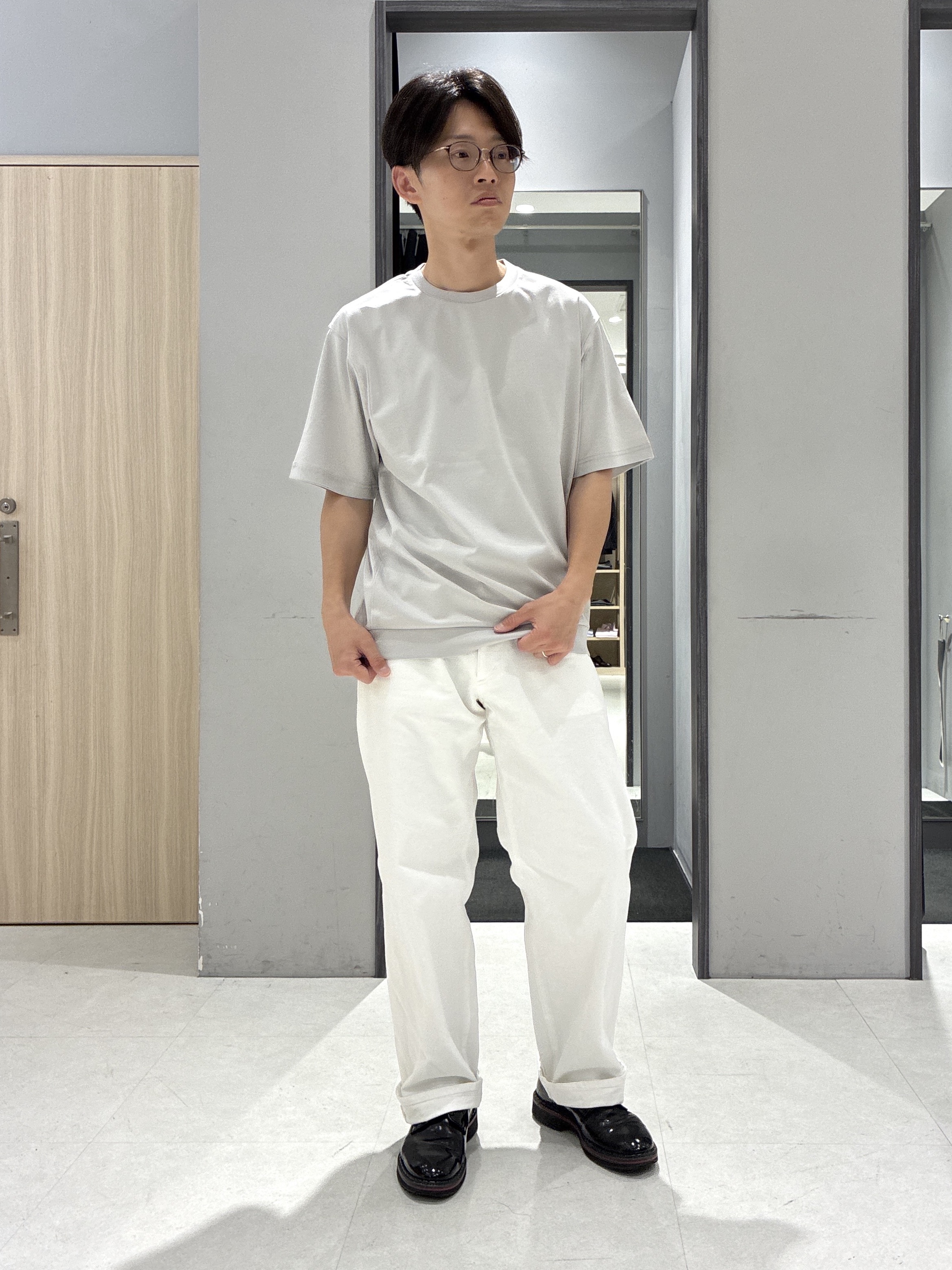 わいずみさんの「TAKEO KIKUCHI｜【吸汗速乾】タイル柄プリント 半袖シャツ」を使ったコーディネート
